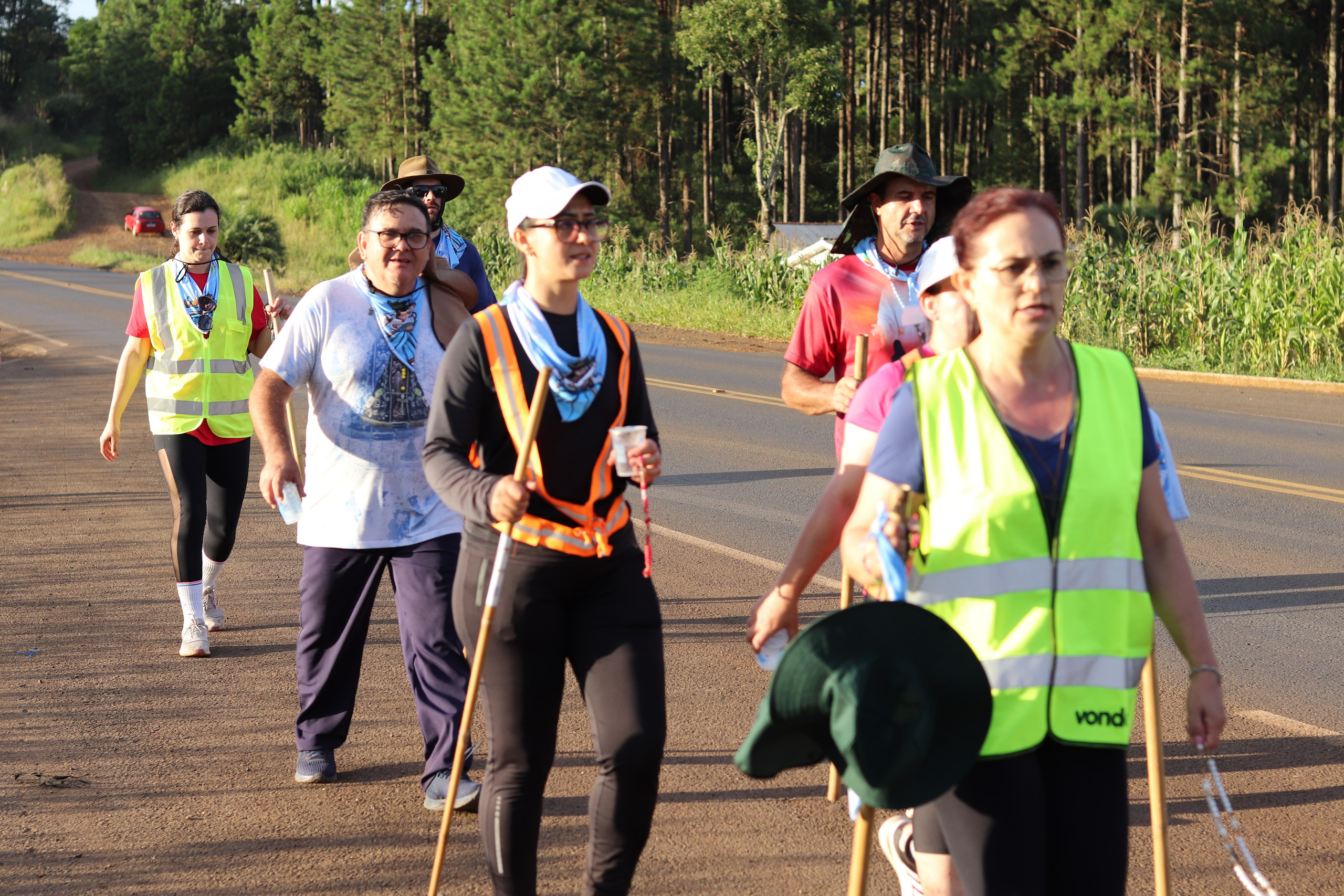 Peregrinação Nossa Senhora de Belém. Handa Produções