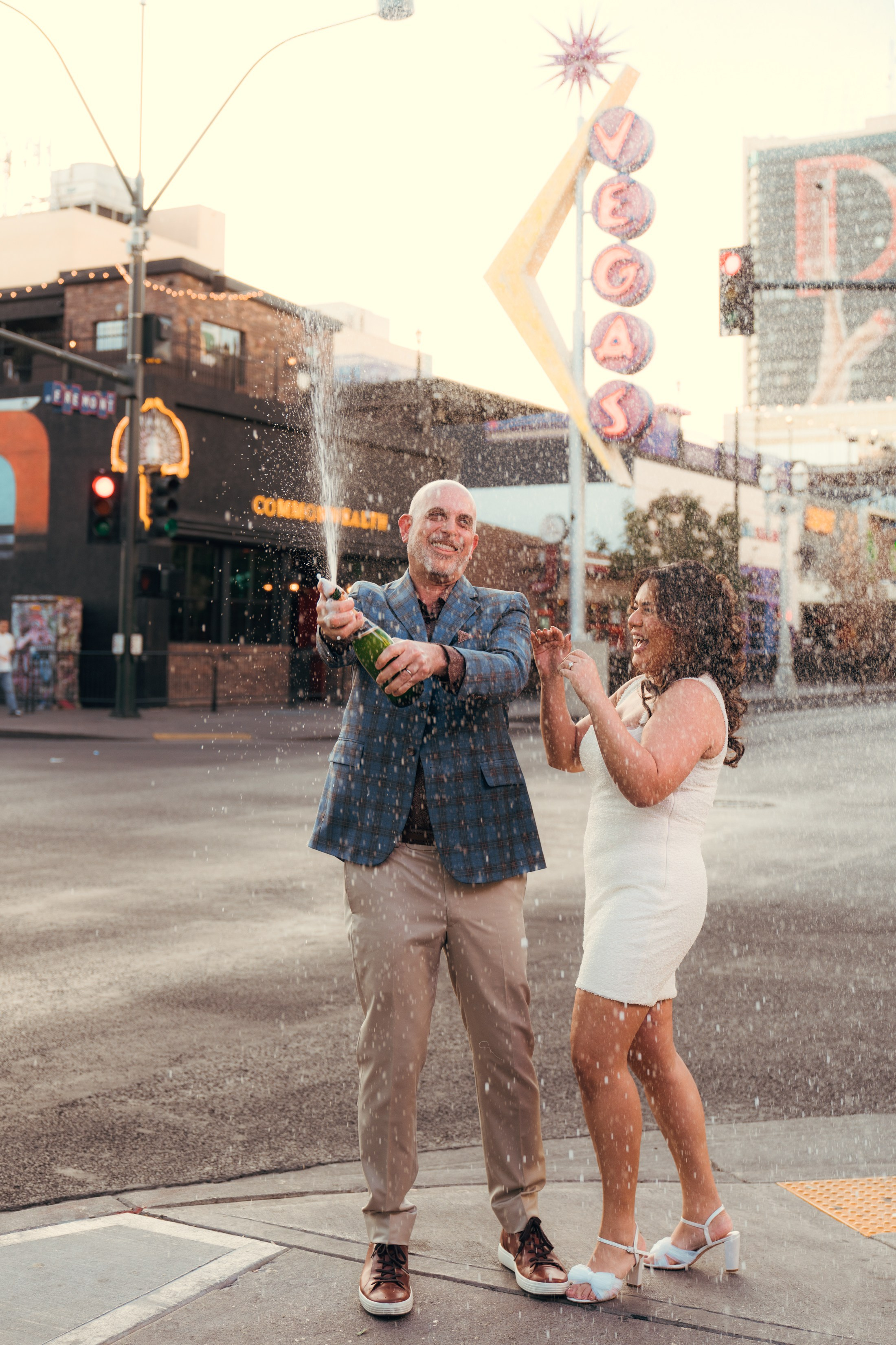 Synthia&Ilon. Wedding & elopement photographer Viktoriya Kravtsov. Las Vegas