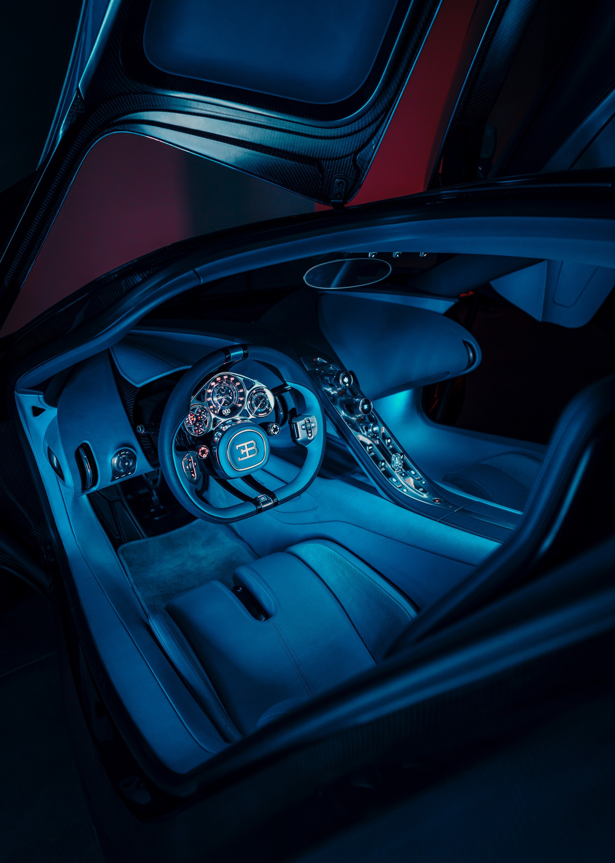 BUGATTI. WORLDWIDE COMMERCIAL AUTOMOTIVE PHOTOGRAPHER