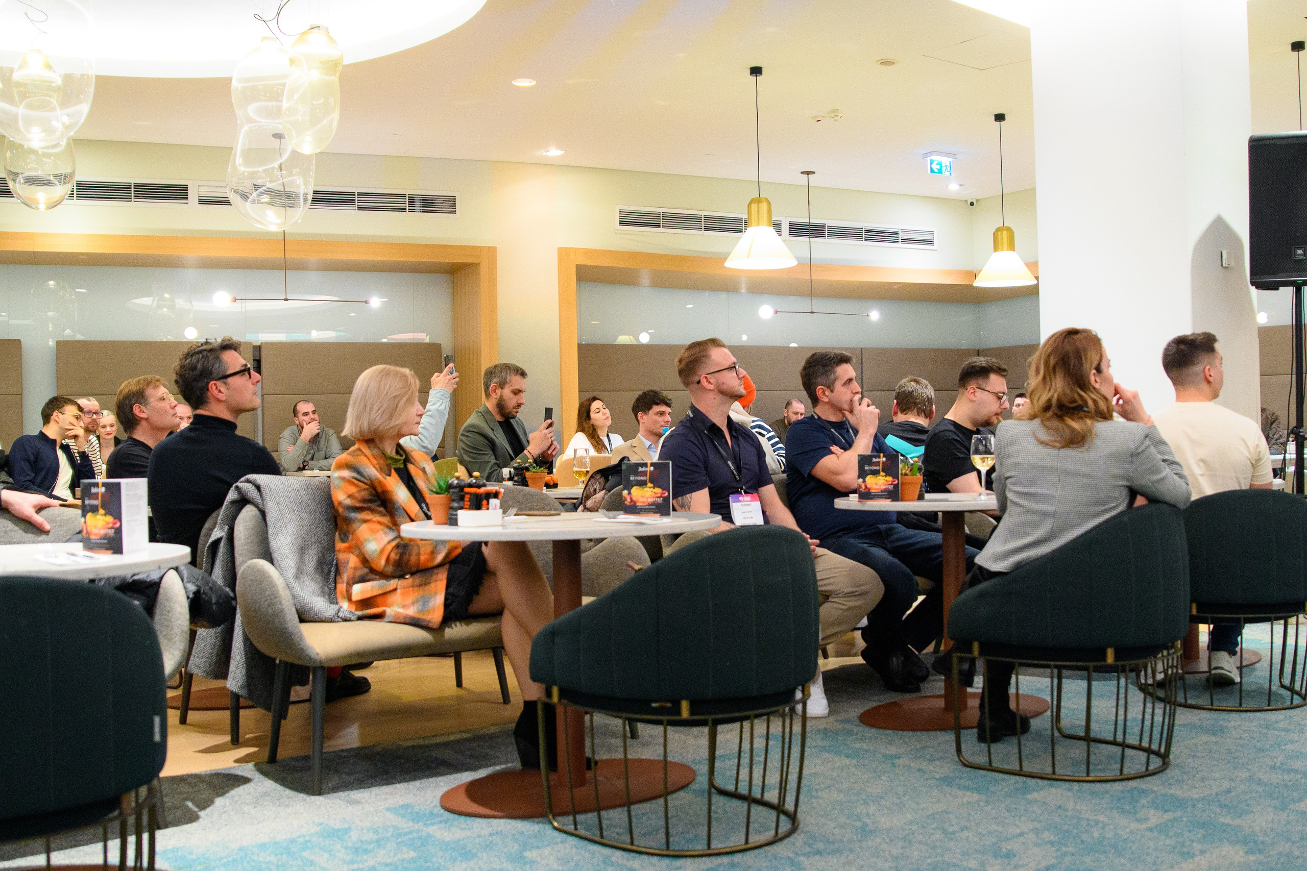 Fotografie Corporate & Business | Portrete Profesionale și Branding Companii. Cătălin Lazăr Photography — Fotografie de nuntă și evenimente premium în România și Europa