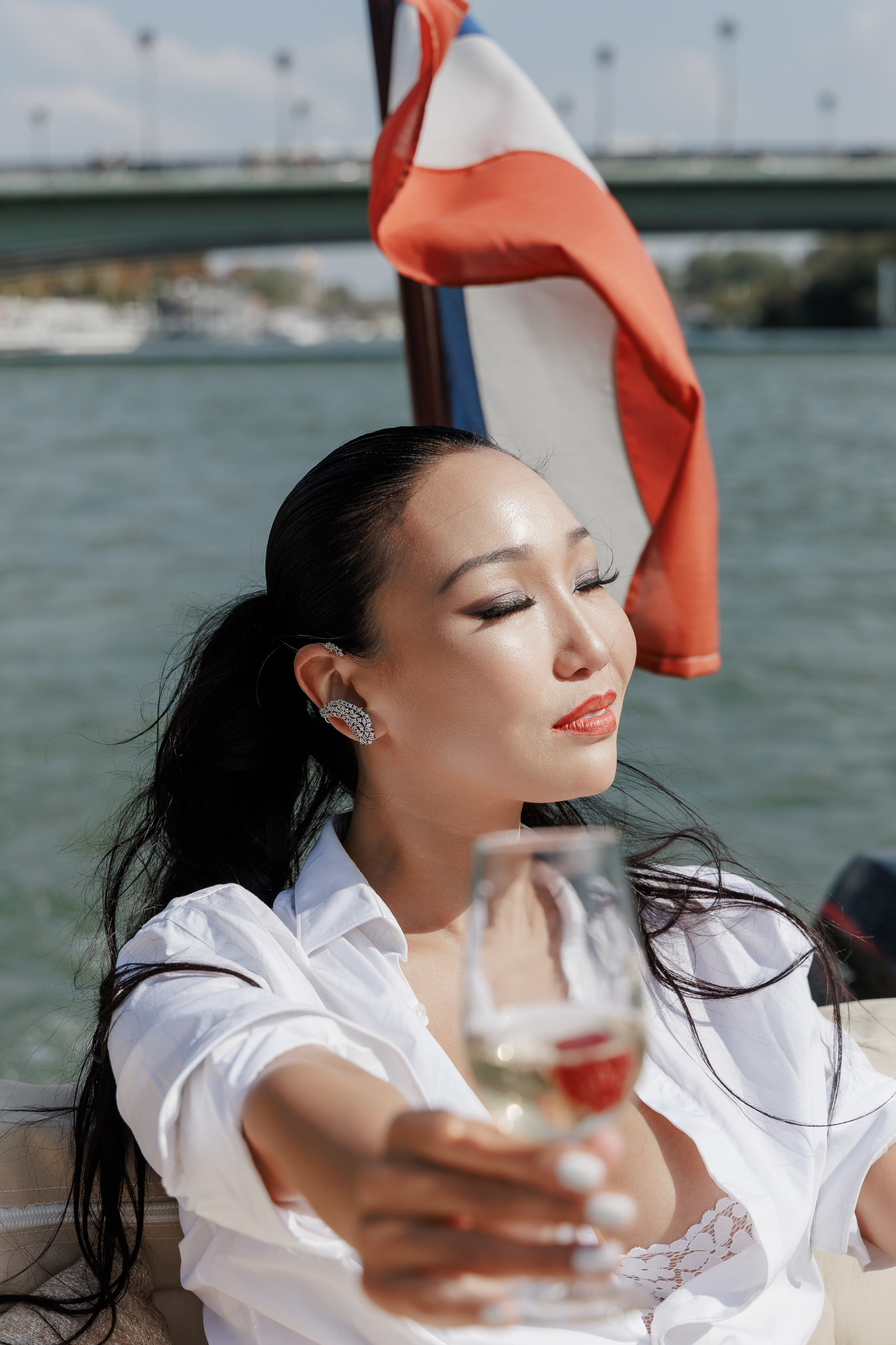 Unforgettable Celebrations: Capture Your Joy on a Yacht. Photographe à Paris