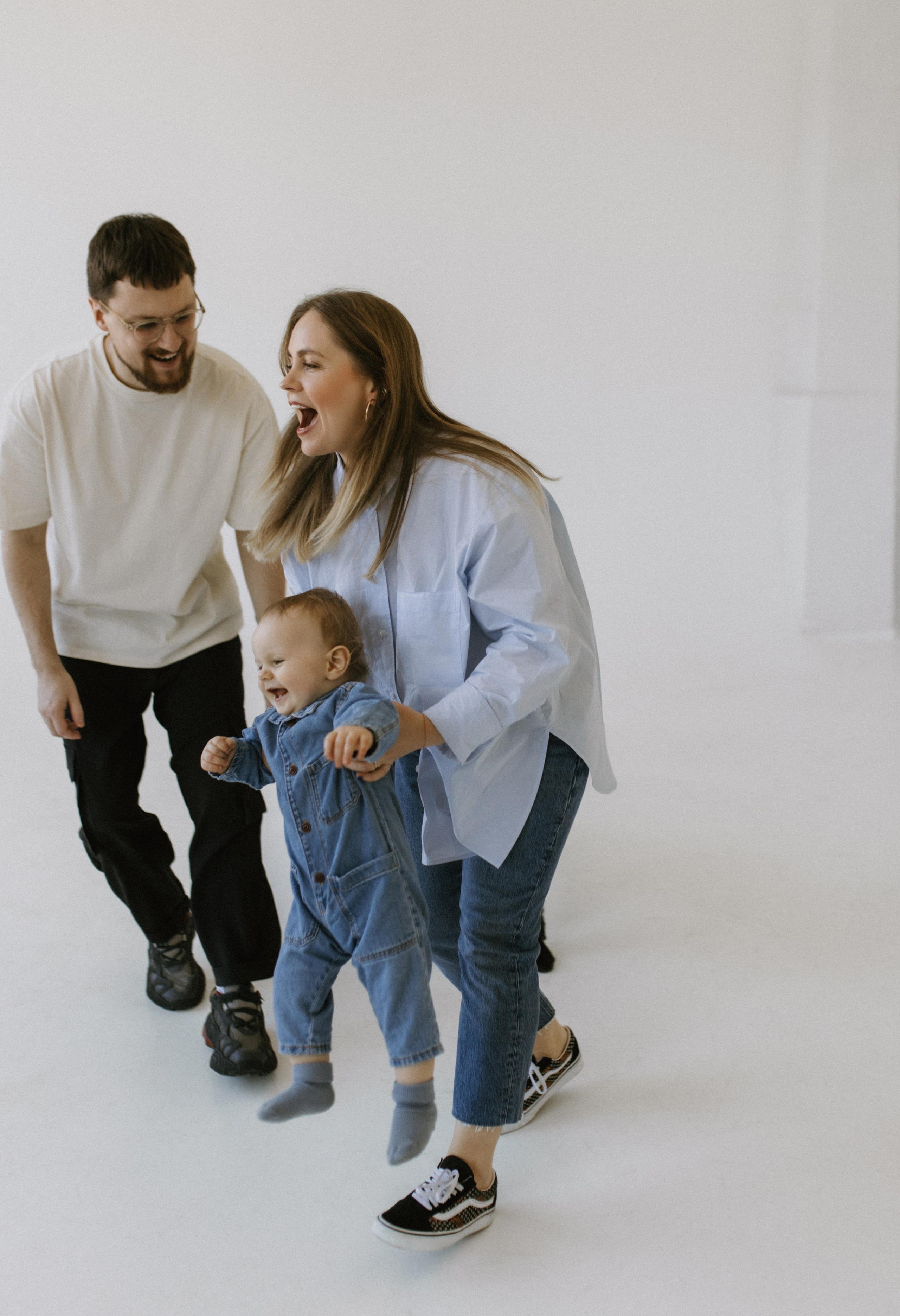 Moderni šeimos fotosesija | STUDIO. Vestuvių ir šeimų fotografė Lena Bondarenko / belove photo