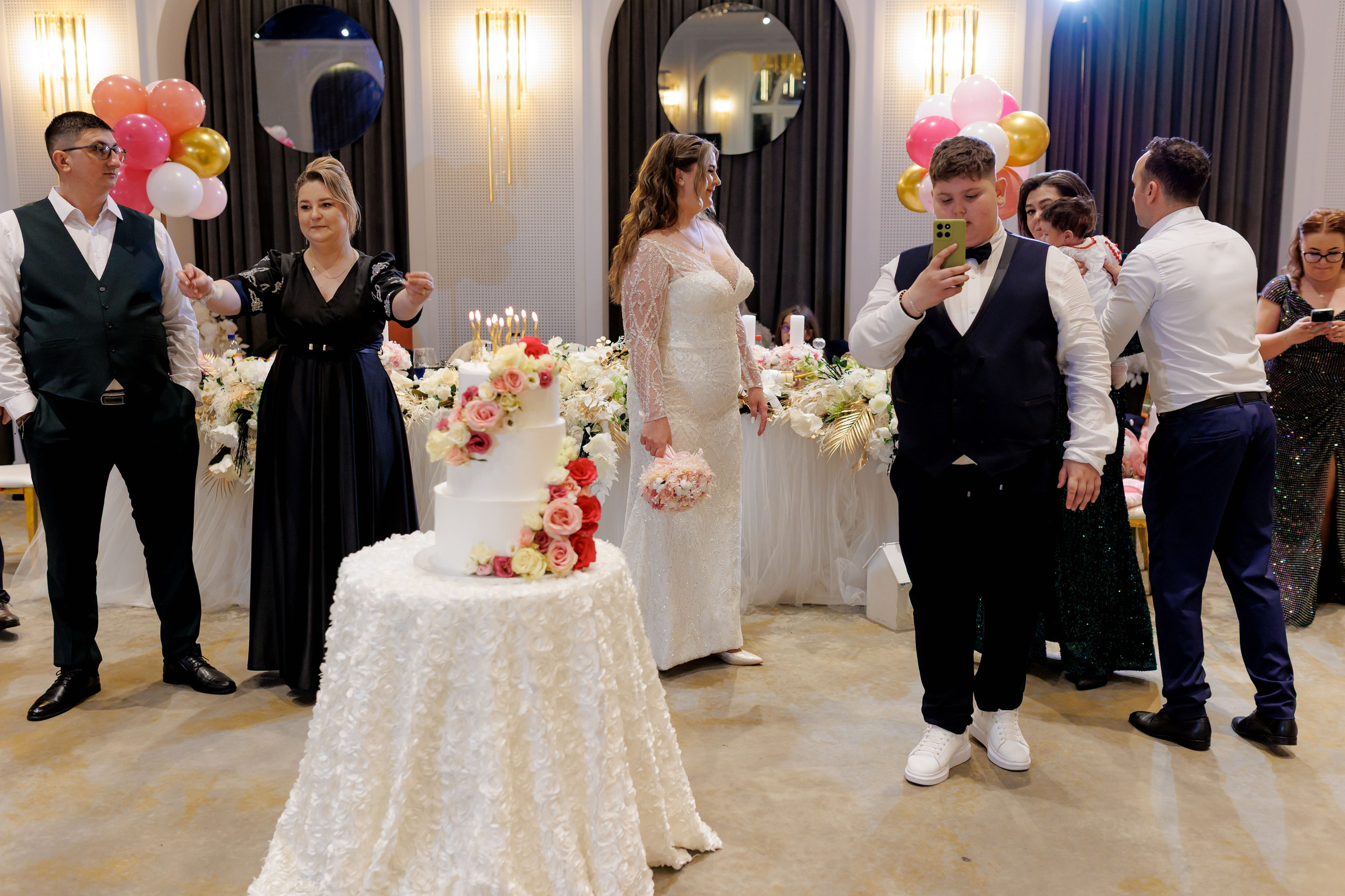 Povestea voastră, regizată de noi |Cristi Turculet Videograf Nuntă Suceava | wedding highlight. Servicii foto-video profesionale, pentru momente de neuitat