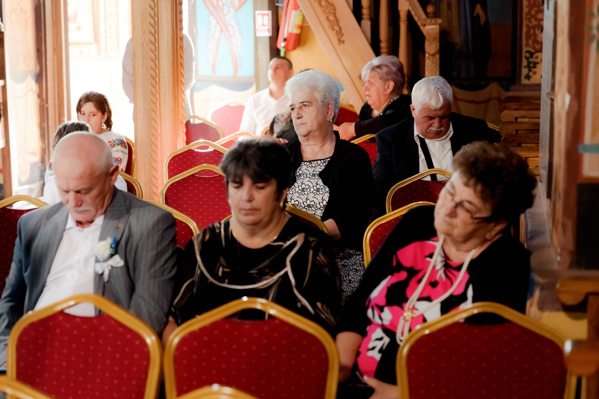 Mihai & Oana. Servicii foto-video profesionale, pentru momente de neuitat