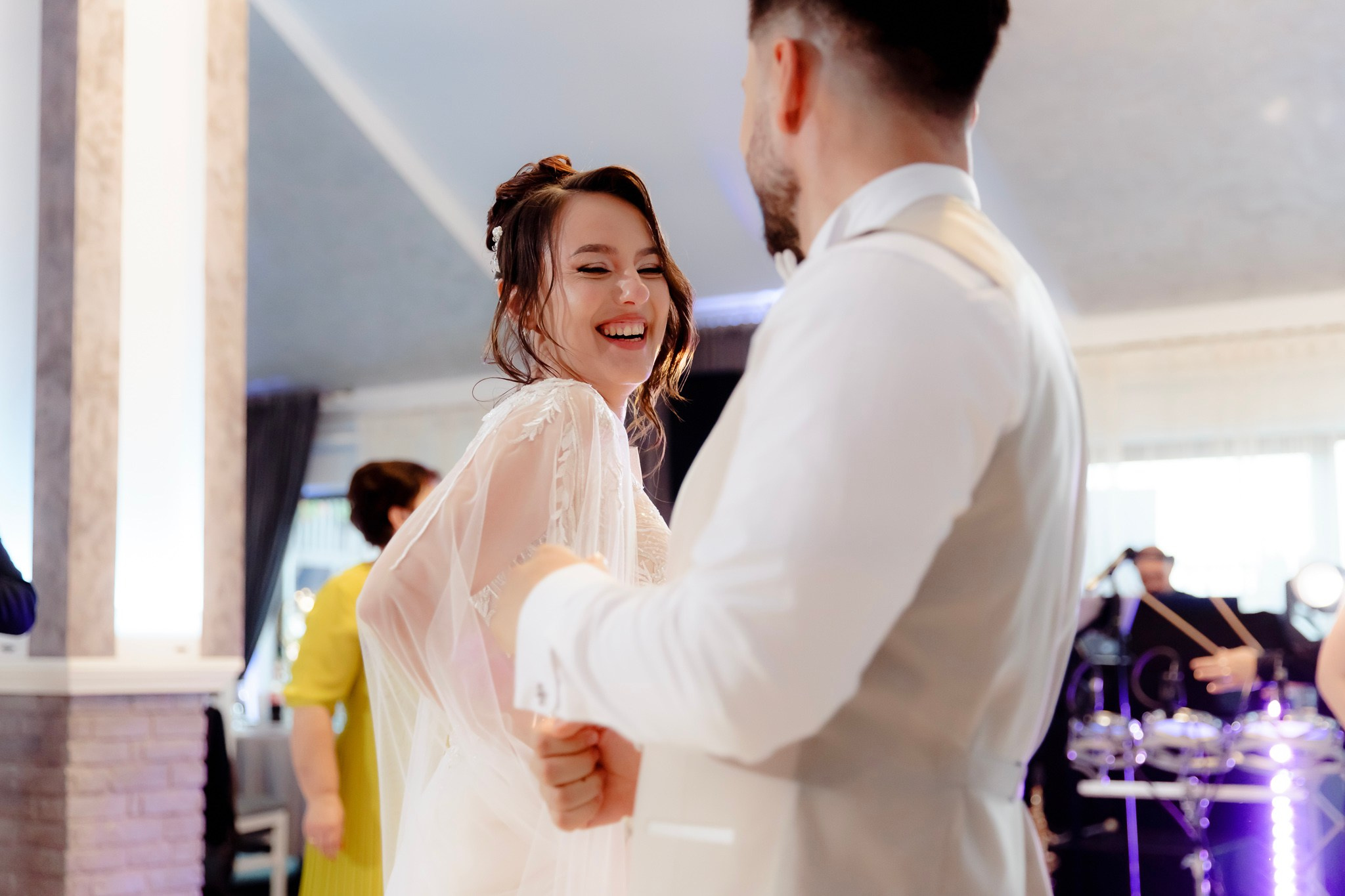 Ioana & Ionuț | Nuntă de poveste la Păstrăvăria Poiana din Mălini județul Suceava. Servicii foto-video profesionale, pentru momente de neuitat