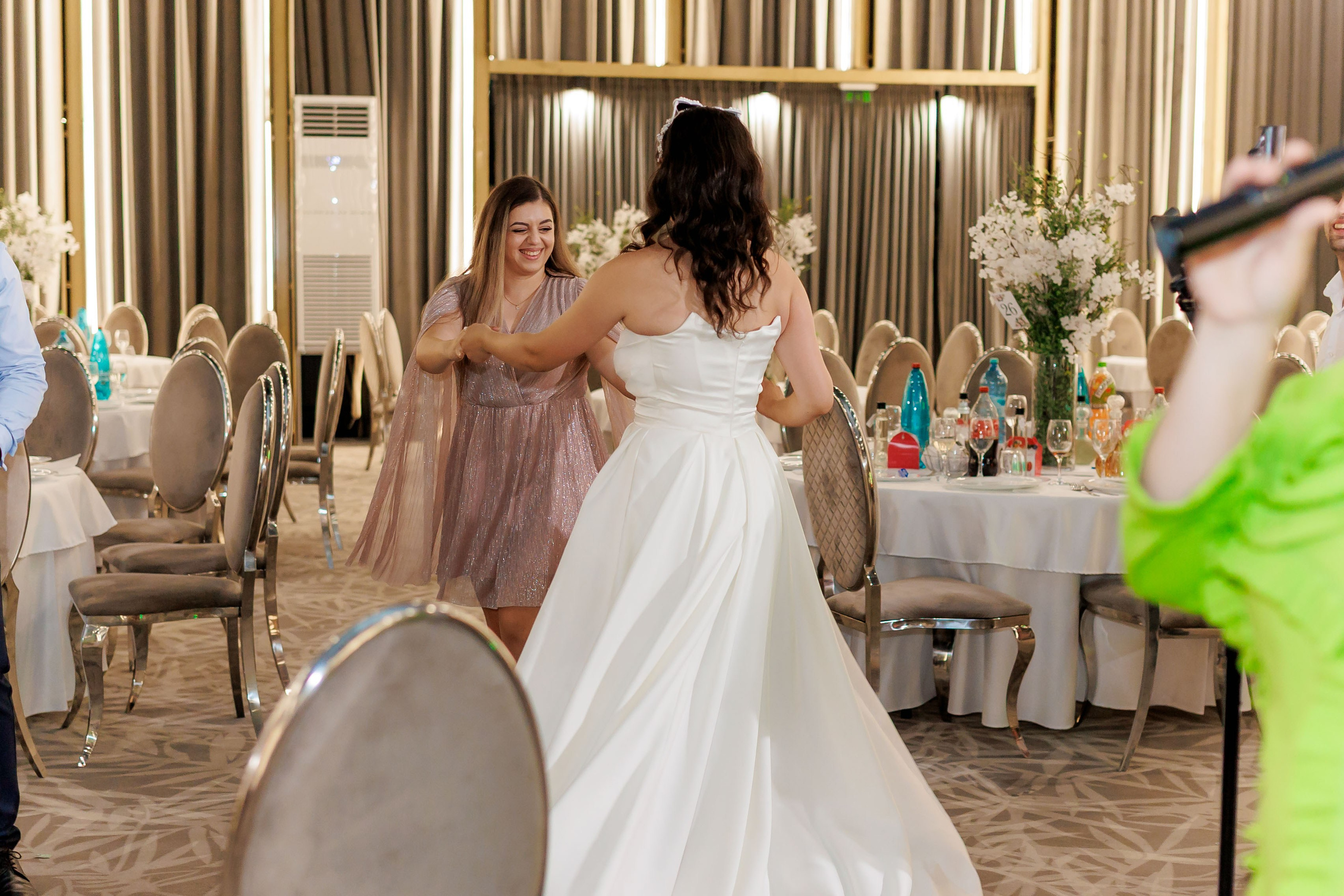 Nunta Nicoleta & Răzvan | Fotografie & Videografie Profesională. Servicii foto-video profesionale, pentru momente de neuitat