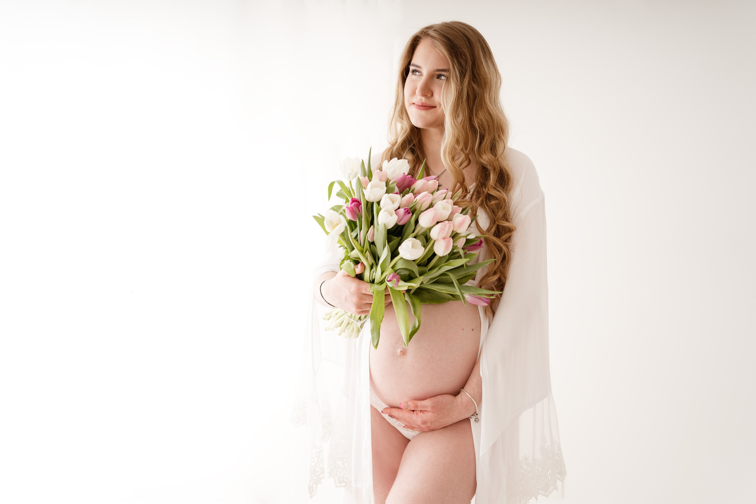 Fotografia rodzinna w Łodzi. Fotograf Łódź. Sesja noworodkowa, ciążowa.