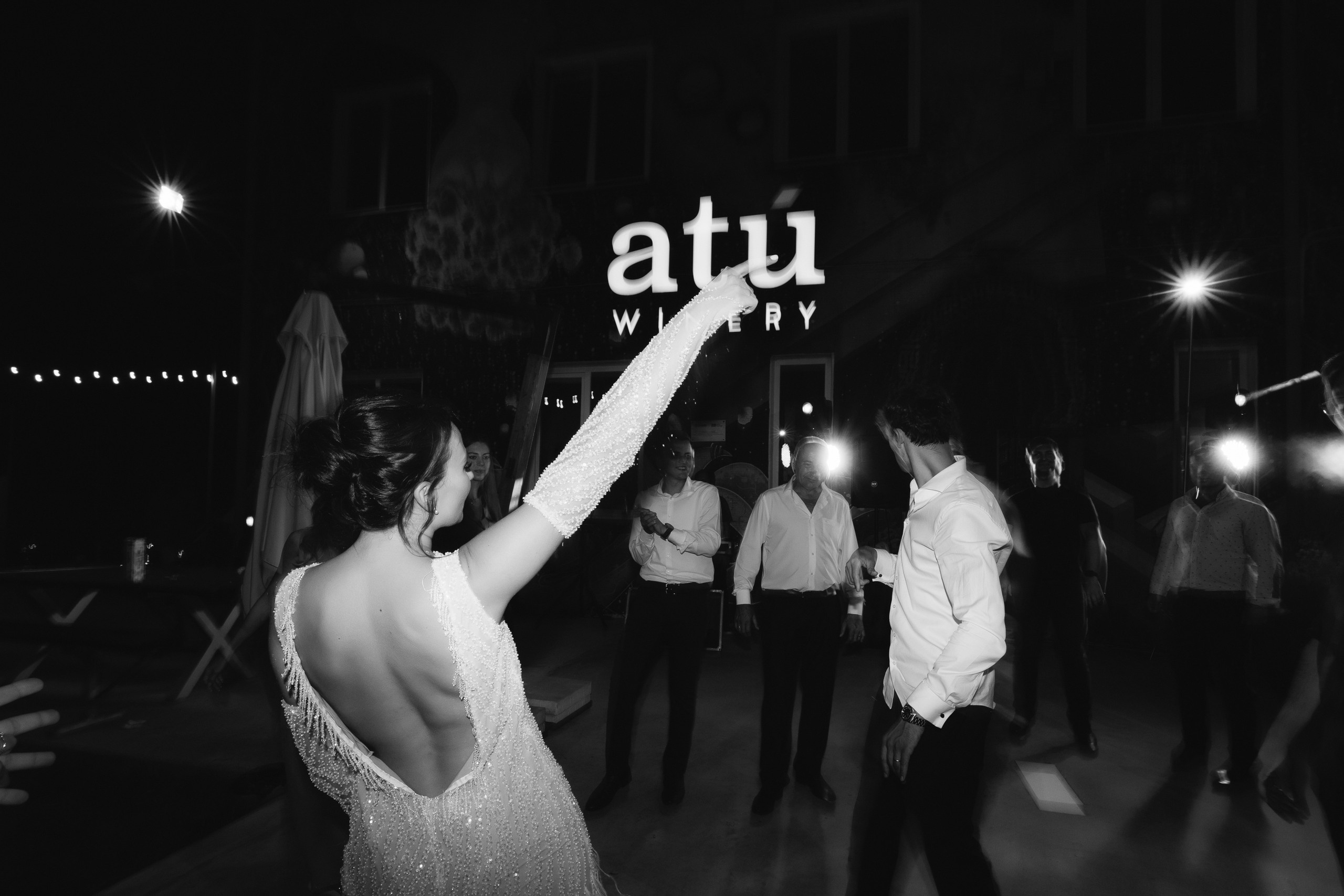 Drunk in love. Servicii Foto Video în Chișinău și Europa ID-Brothers