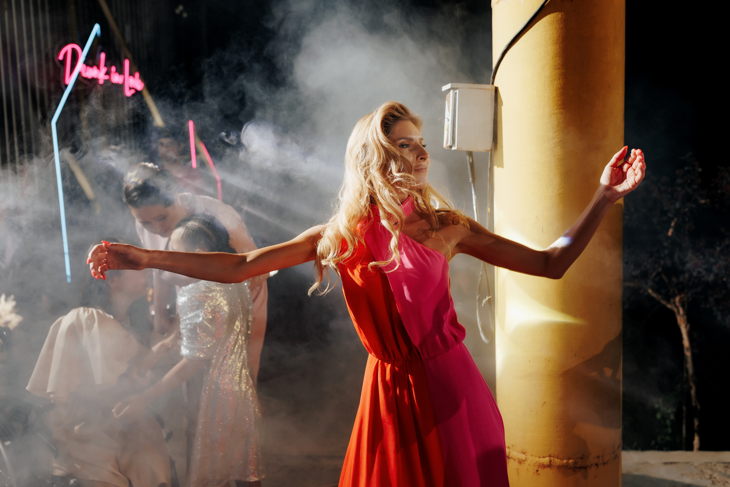 Drunk in love. Servicii Foto Video în Chișinău și Europa ID-Brothers