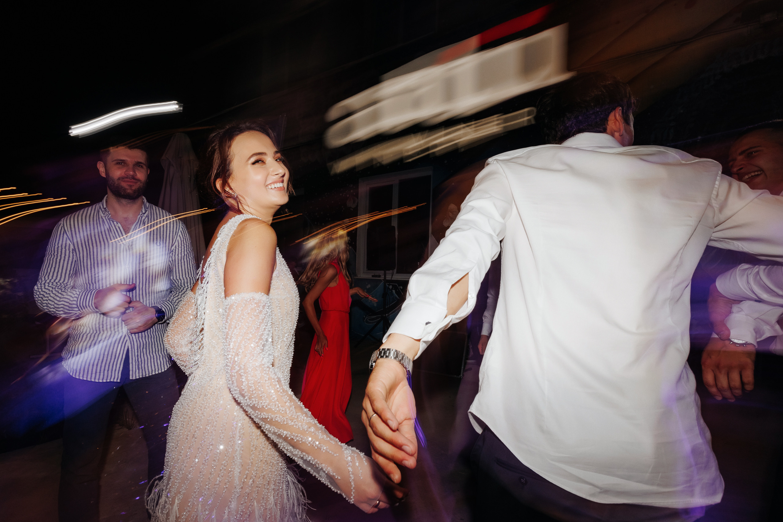 Drunk in love. Servicii Foto Video în Chișinău și Europa ID-Brothers