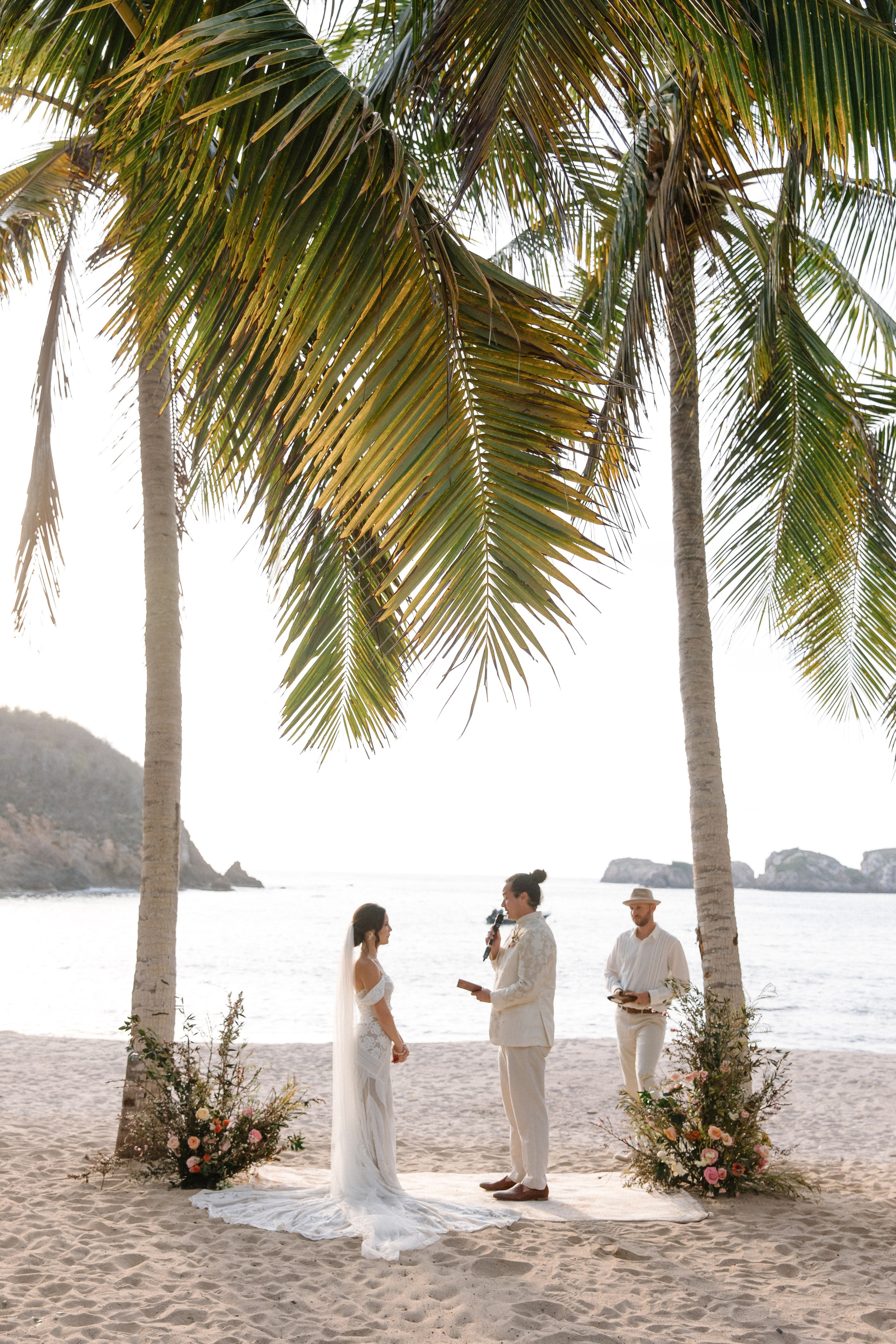 Playa Careyes, Casa Tauro. Wedding photographer Mexico Sayulita Puerto Vallarta Punta Mita Cabo