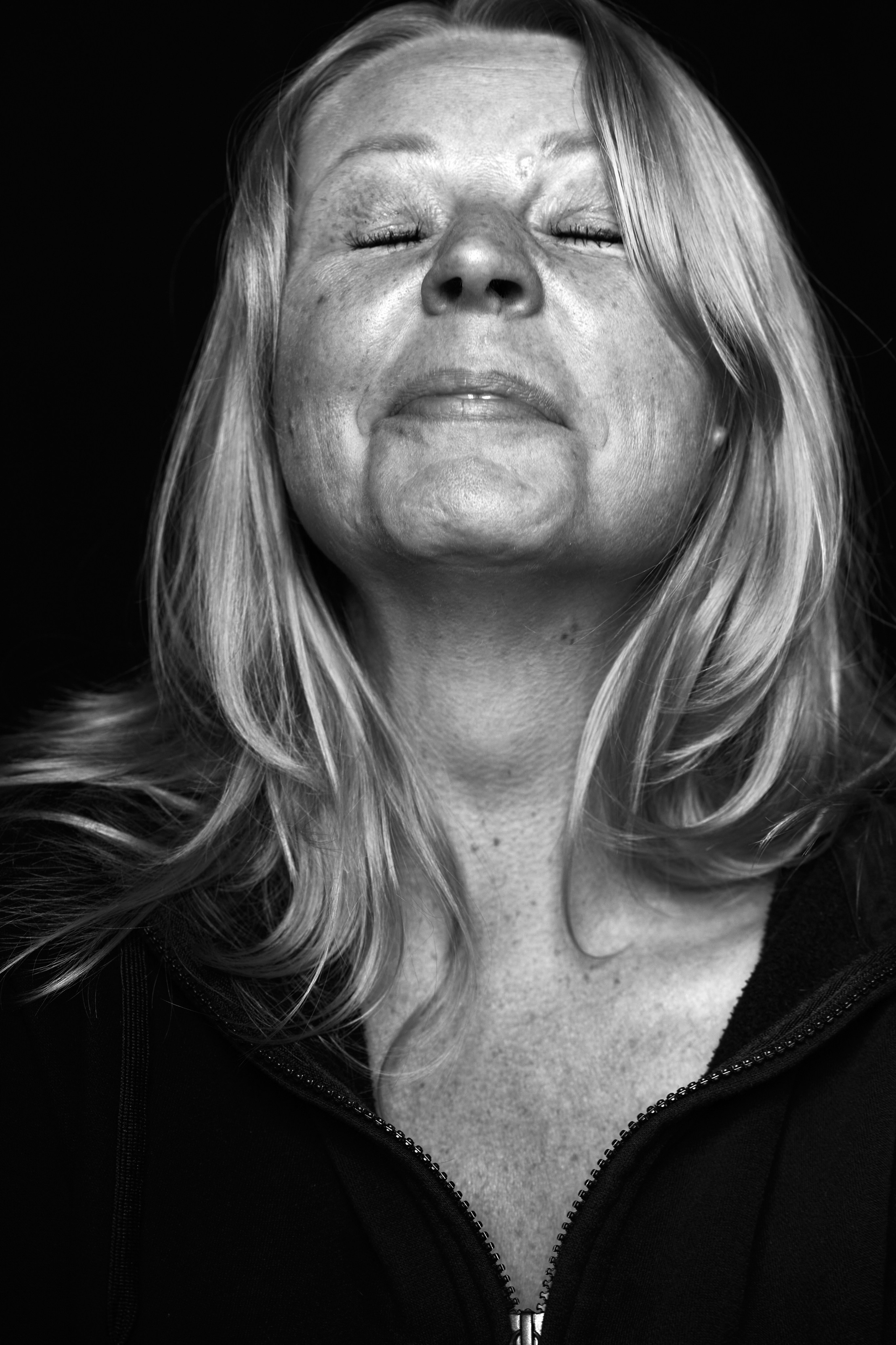 Portrait photographer in Riga. Photographer in Doha, Qatar