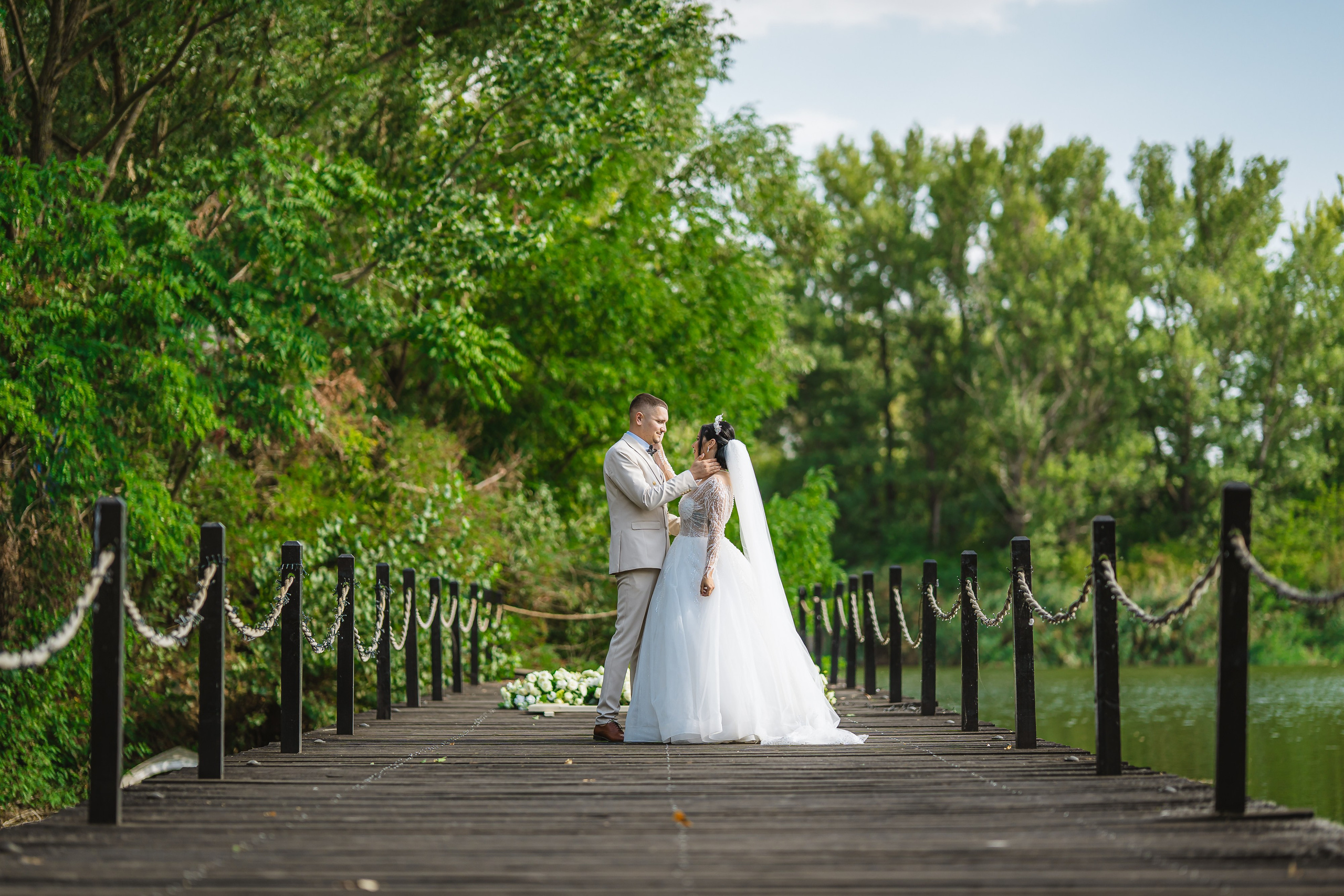Bella & Adi. Foto Studio — Fotograf de evenimente, nunti, botezuri, portrete