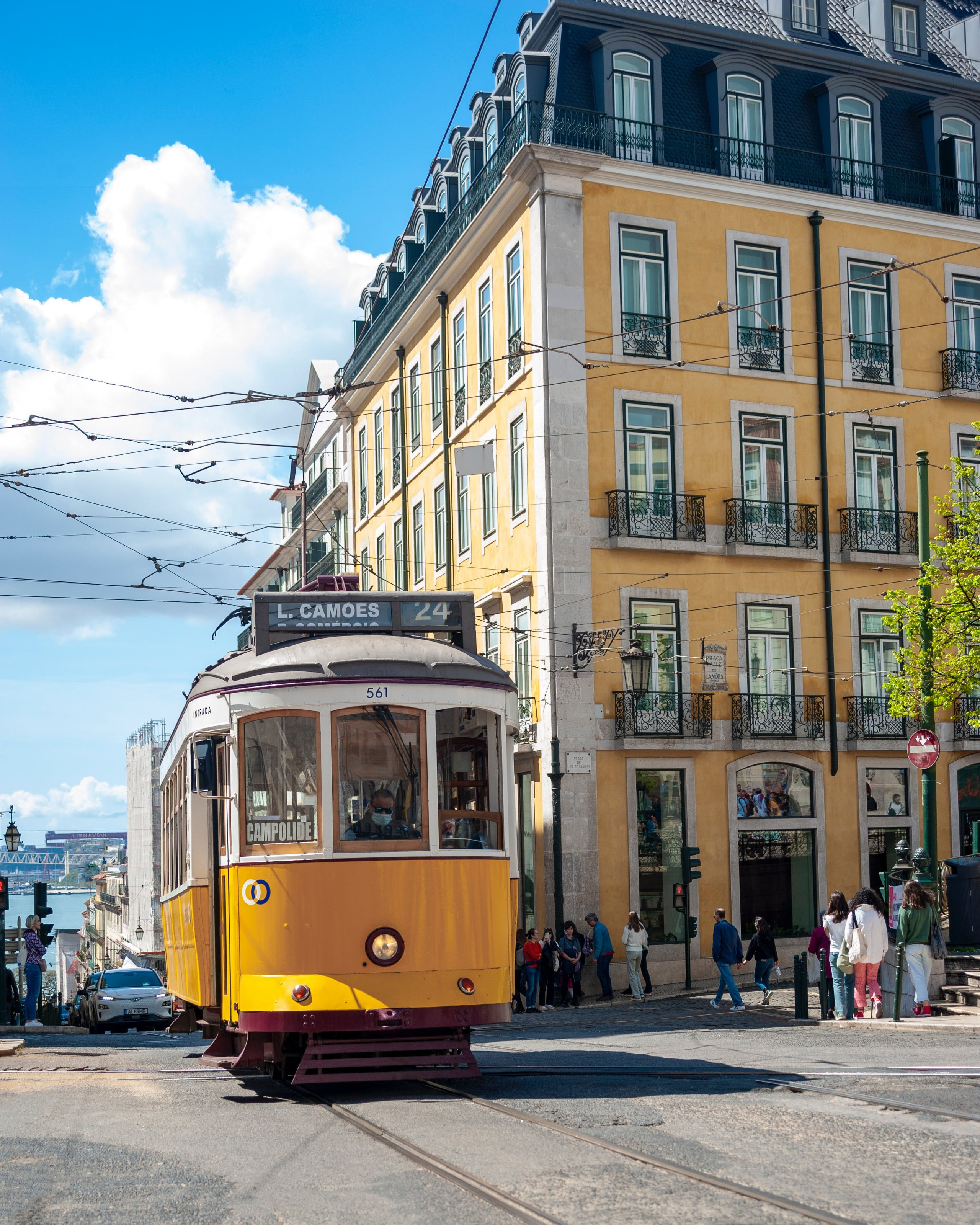 Jógový pobyt v Portugalsku 2024. Mateřství. Nevýchova. Život v souladu s přírodou. Jóga