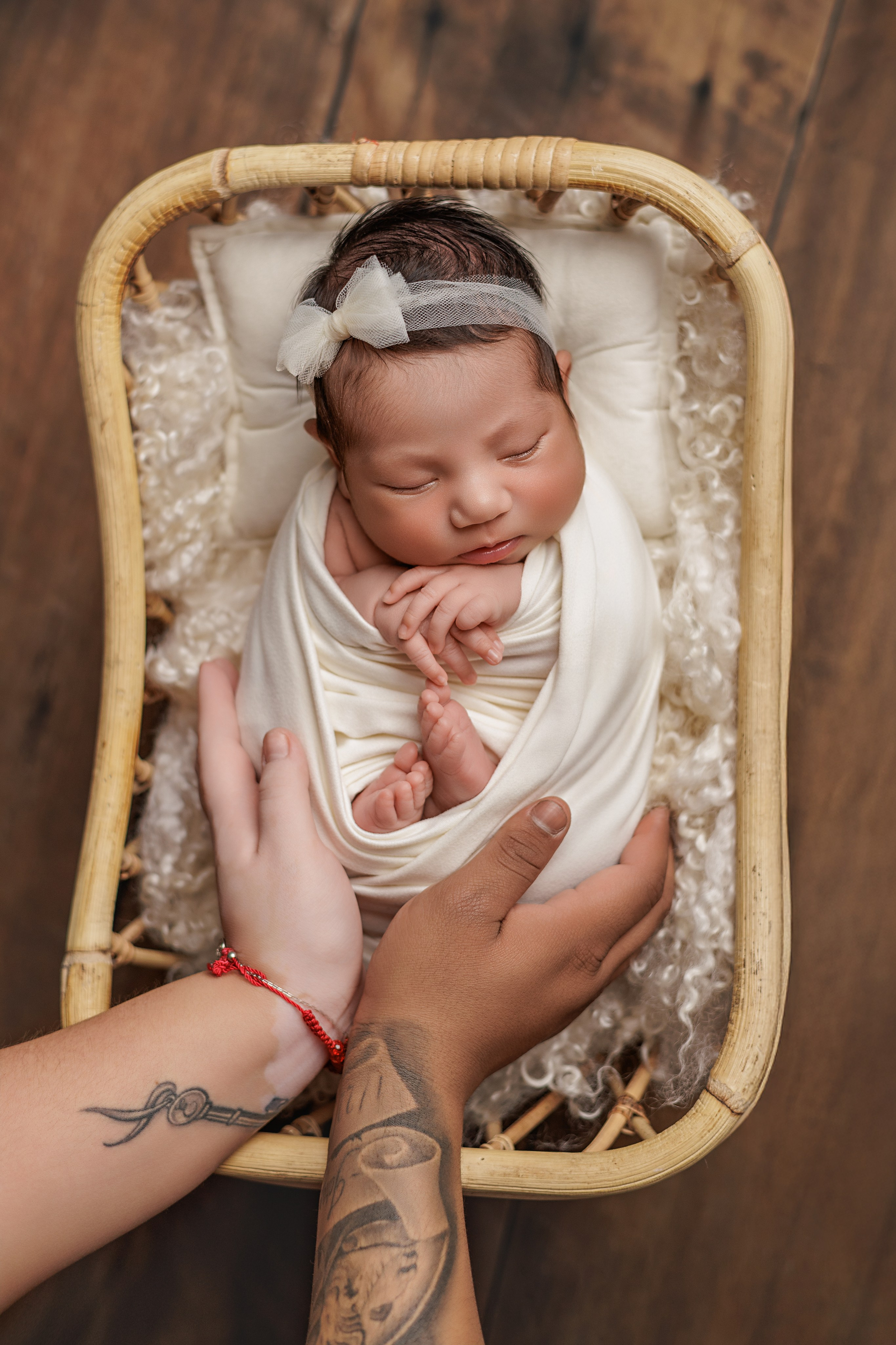 Newborn Classic. Mary Newborn Photo