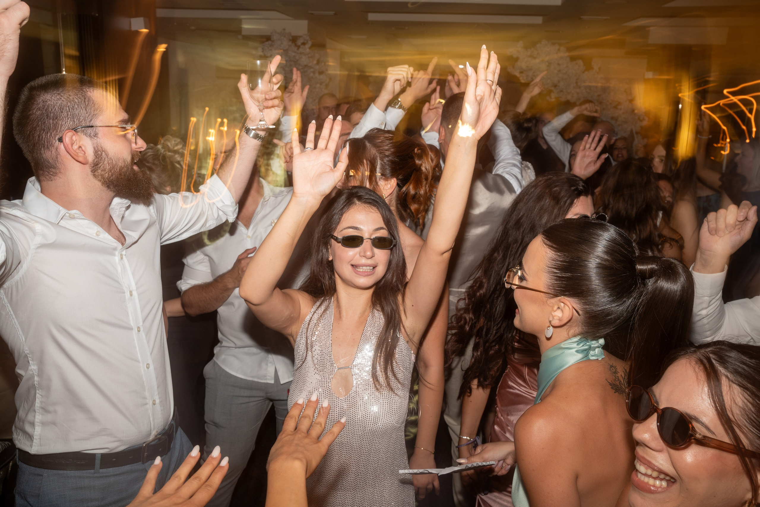 T&M. Fotografisanje i snimanje venčanja Srbija | ST Weddings