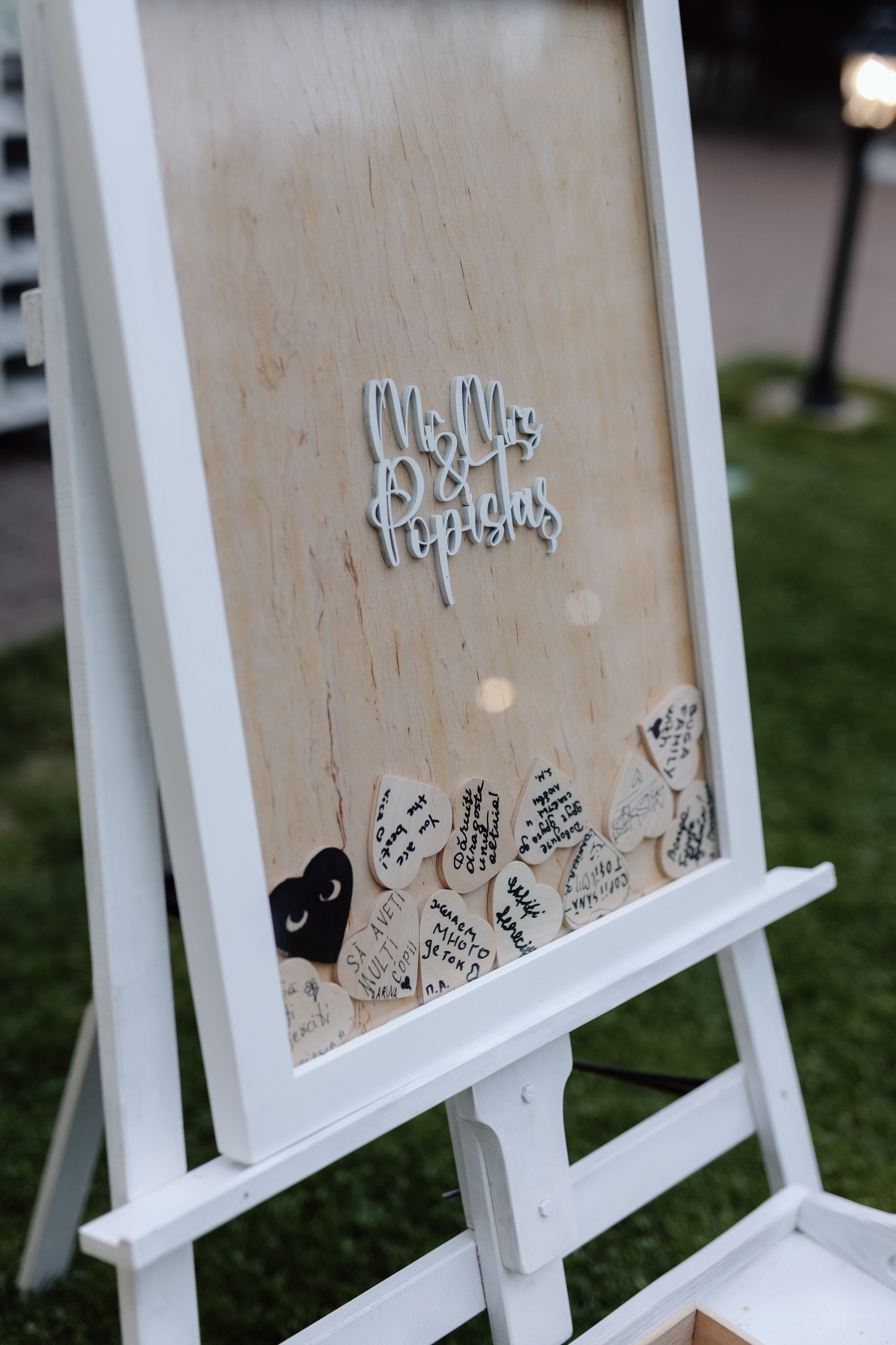 Corina & Dumitru. Main