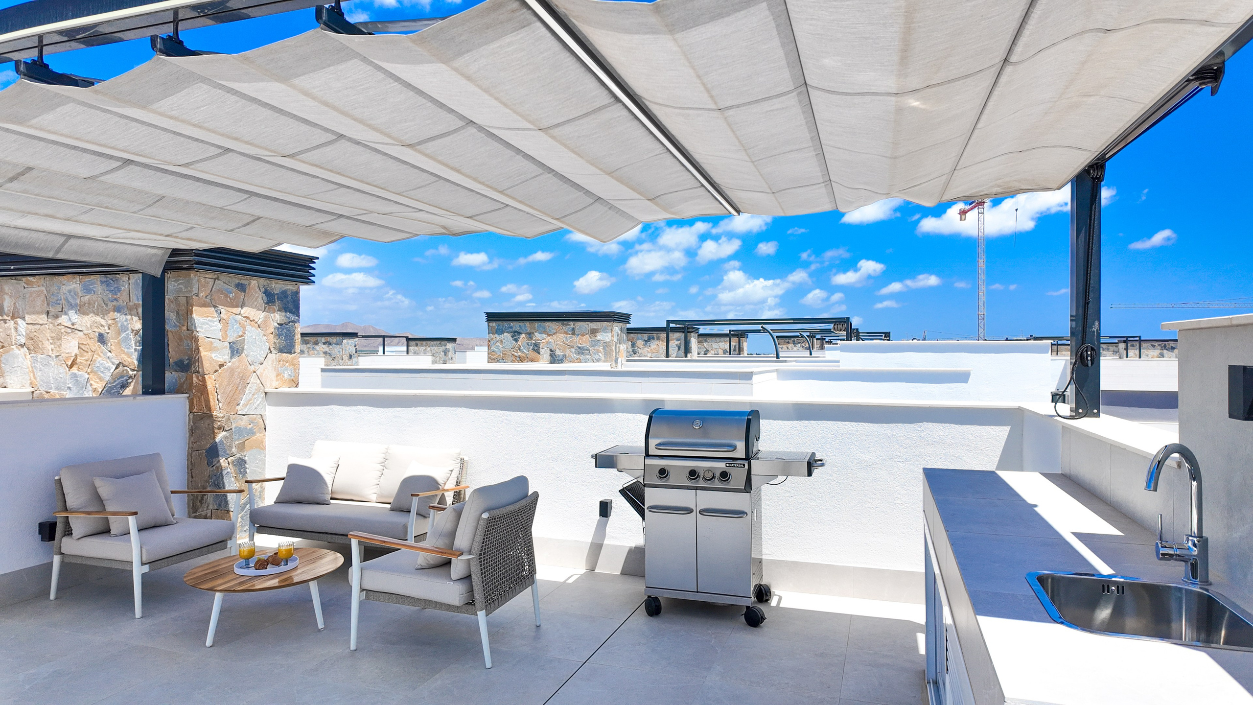 Villa LAKESIDE I’M GROUP. Baby Beast