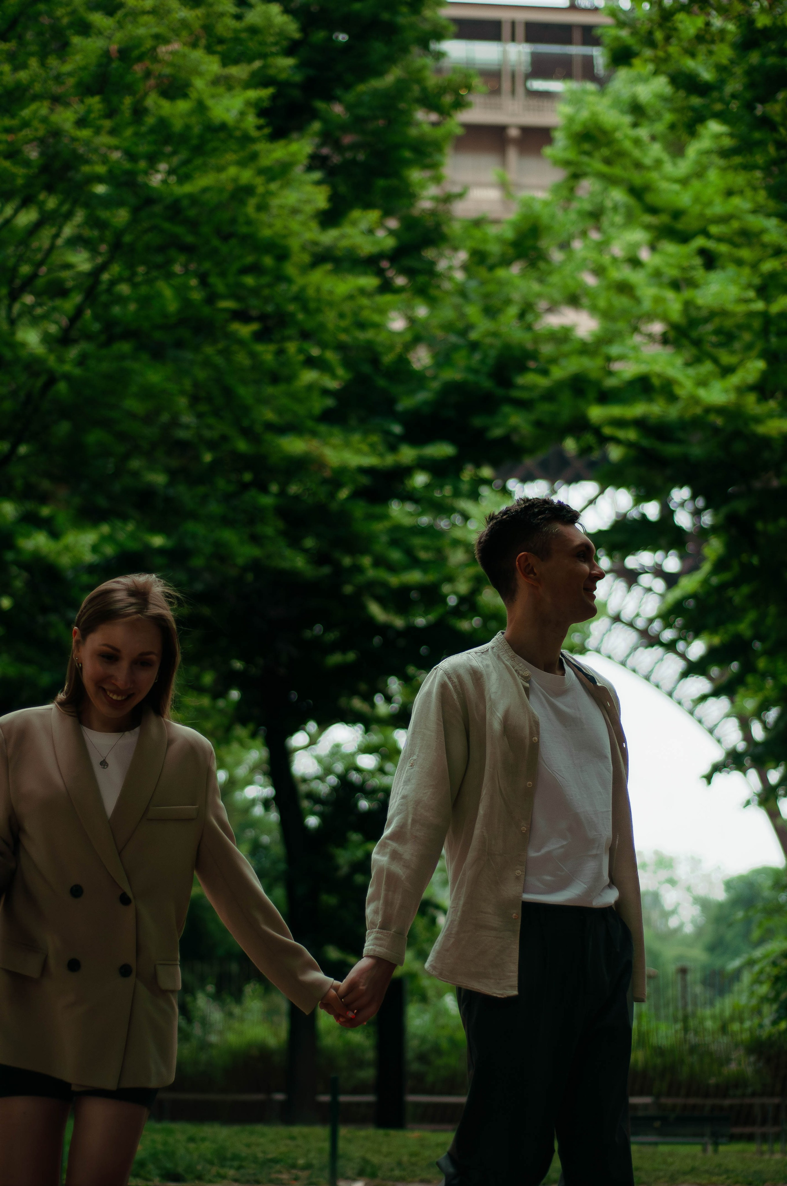 Лавстори у Эйфелевой Башни. Фотограф в Париже Полина Осипова