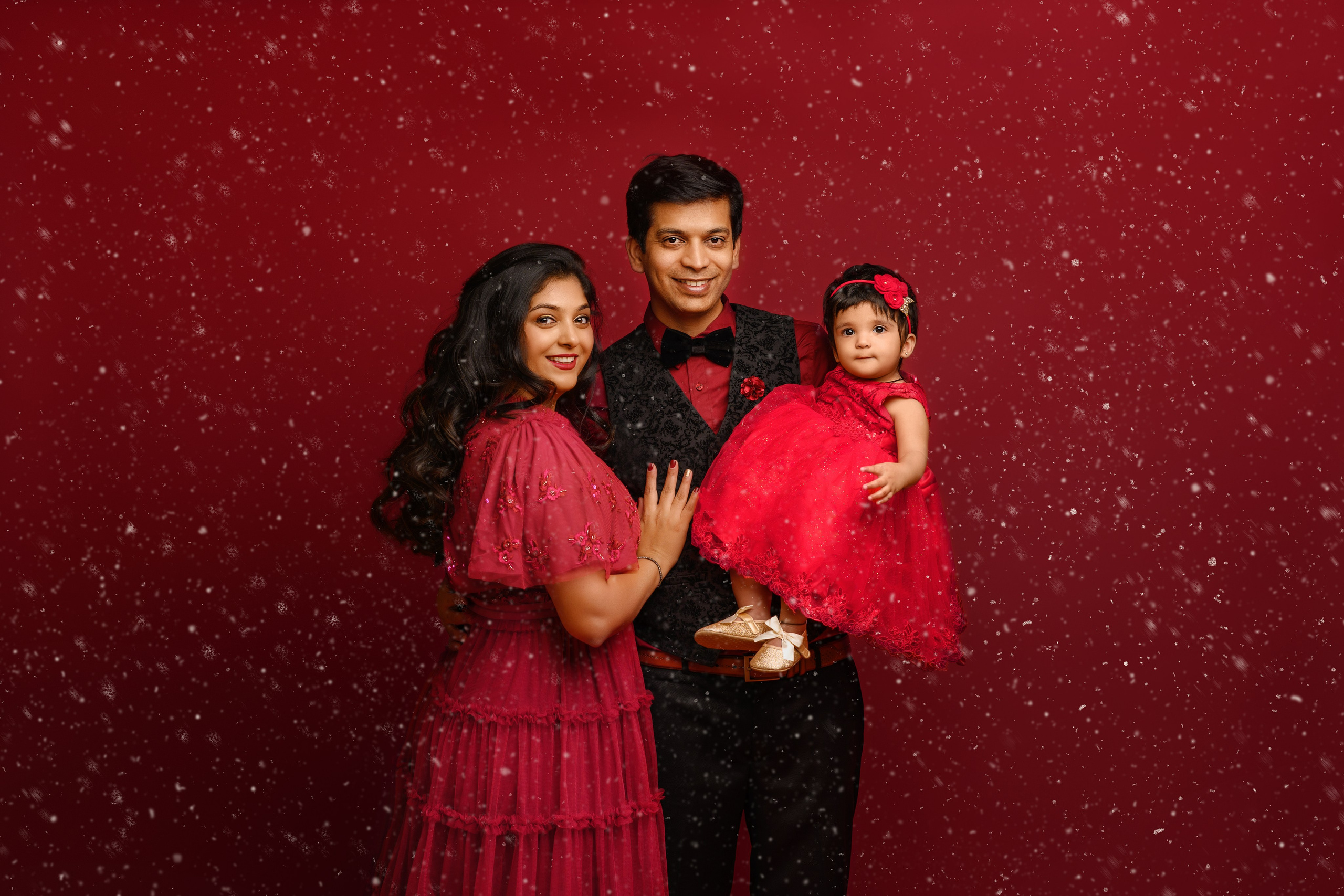 Priyanka and her family. Wedding & family photography in Seattle area. Helen Michelle photographer