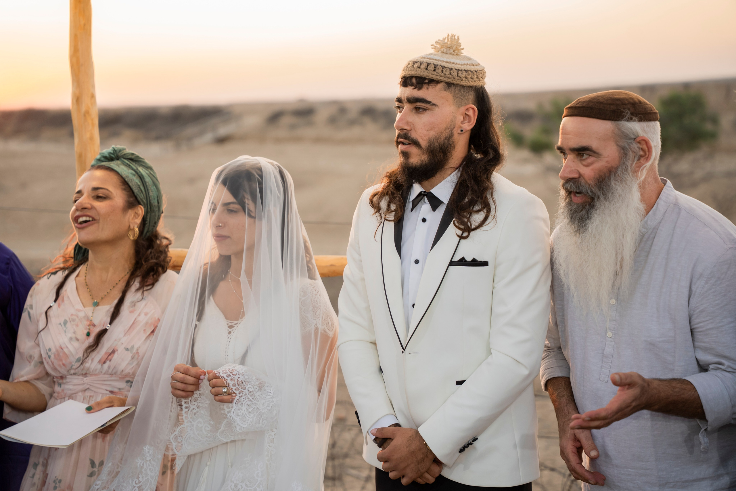 אביה ואחיה. יוסף מזרחי צילום חתונה, ברית וזוגיות. צלם מקצועי שאוהב להוציא אתכם הכי יפים ברגעים הכי מרגשים