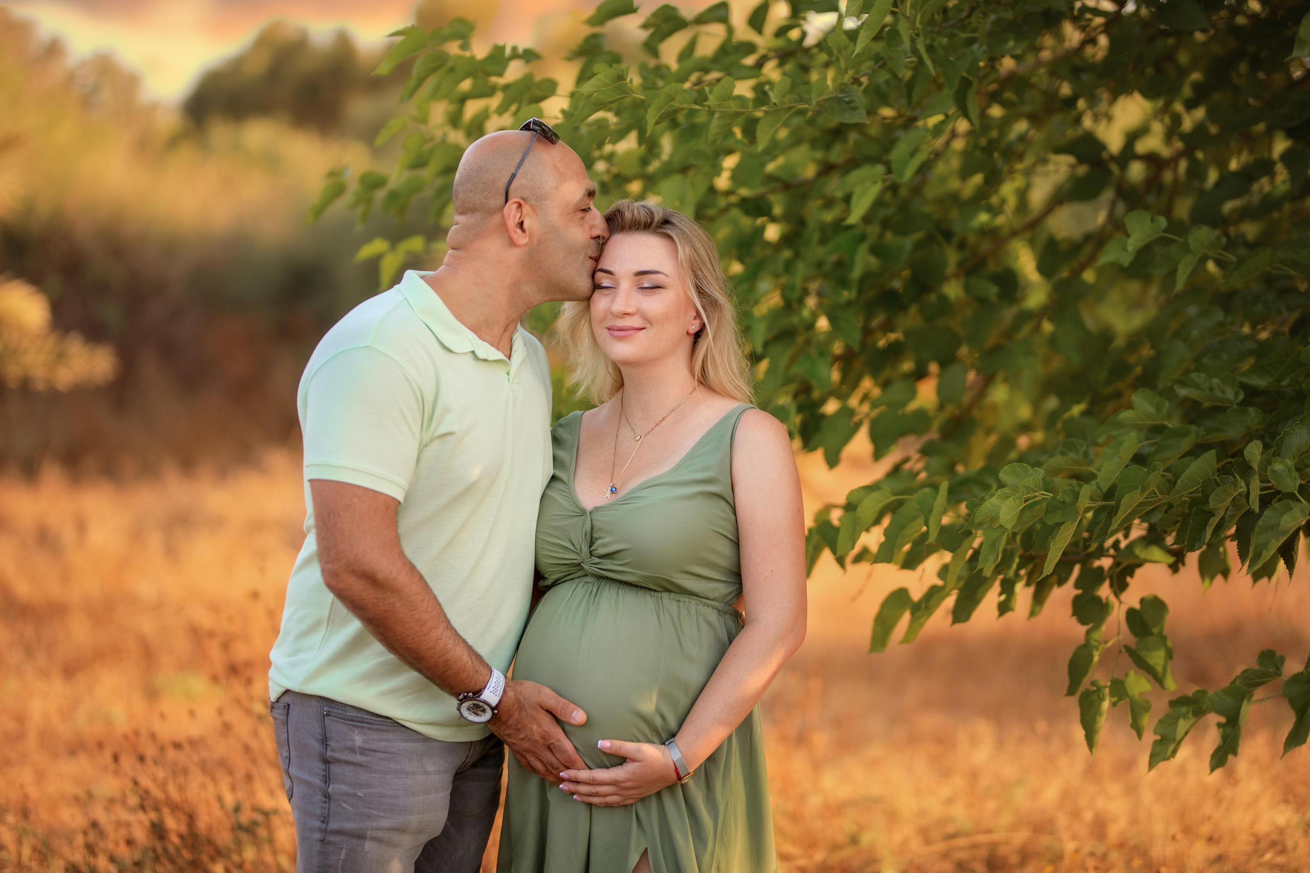 FAQ about pregnancy. נטליה רוזמן צלמת הריון ניובורן ילדים ובוק בת מצווה