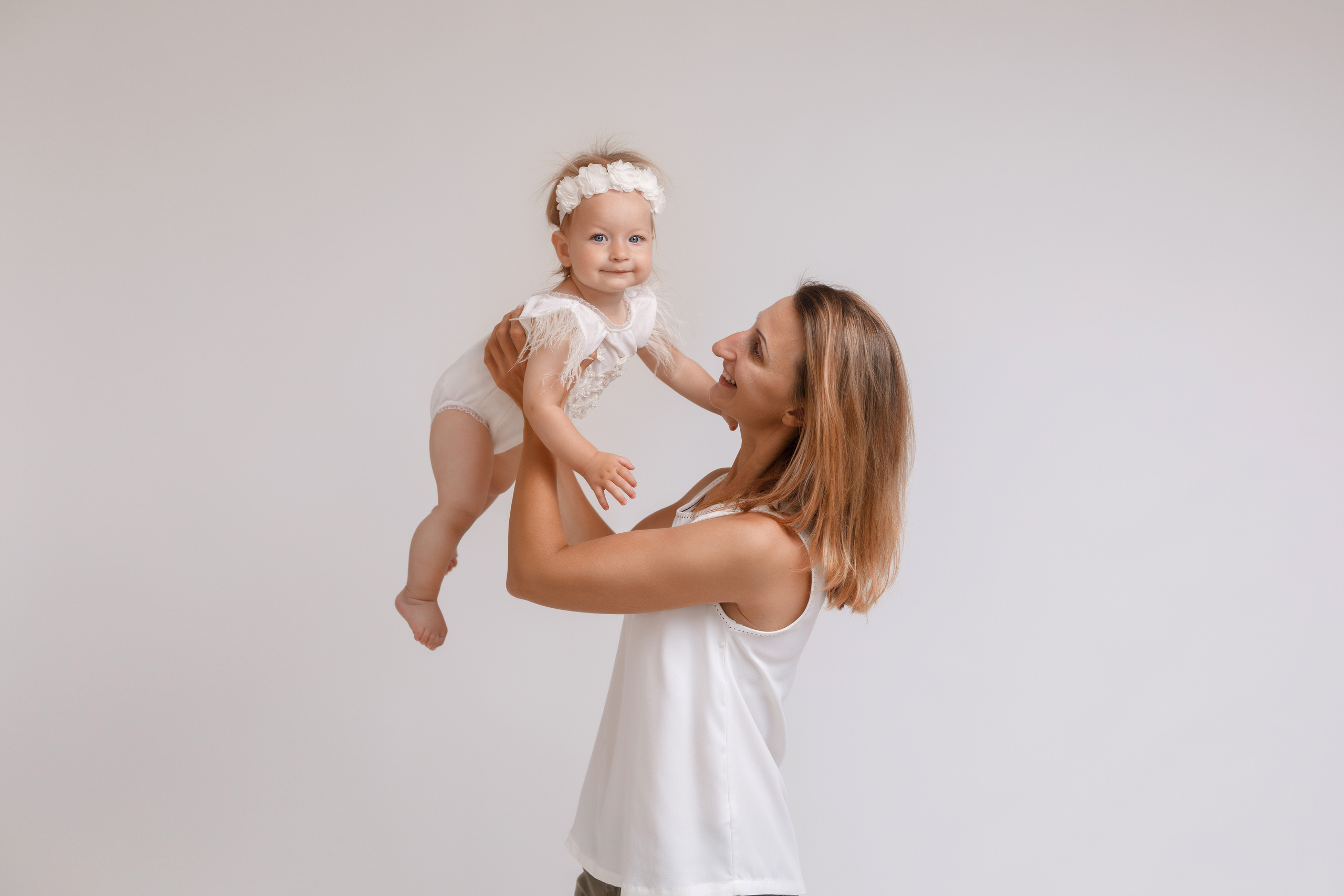 FAQ about first year. נטליה רוזמן צלמת הריון ניובורן ילדים ובוק בת מצווה