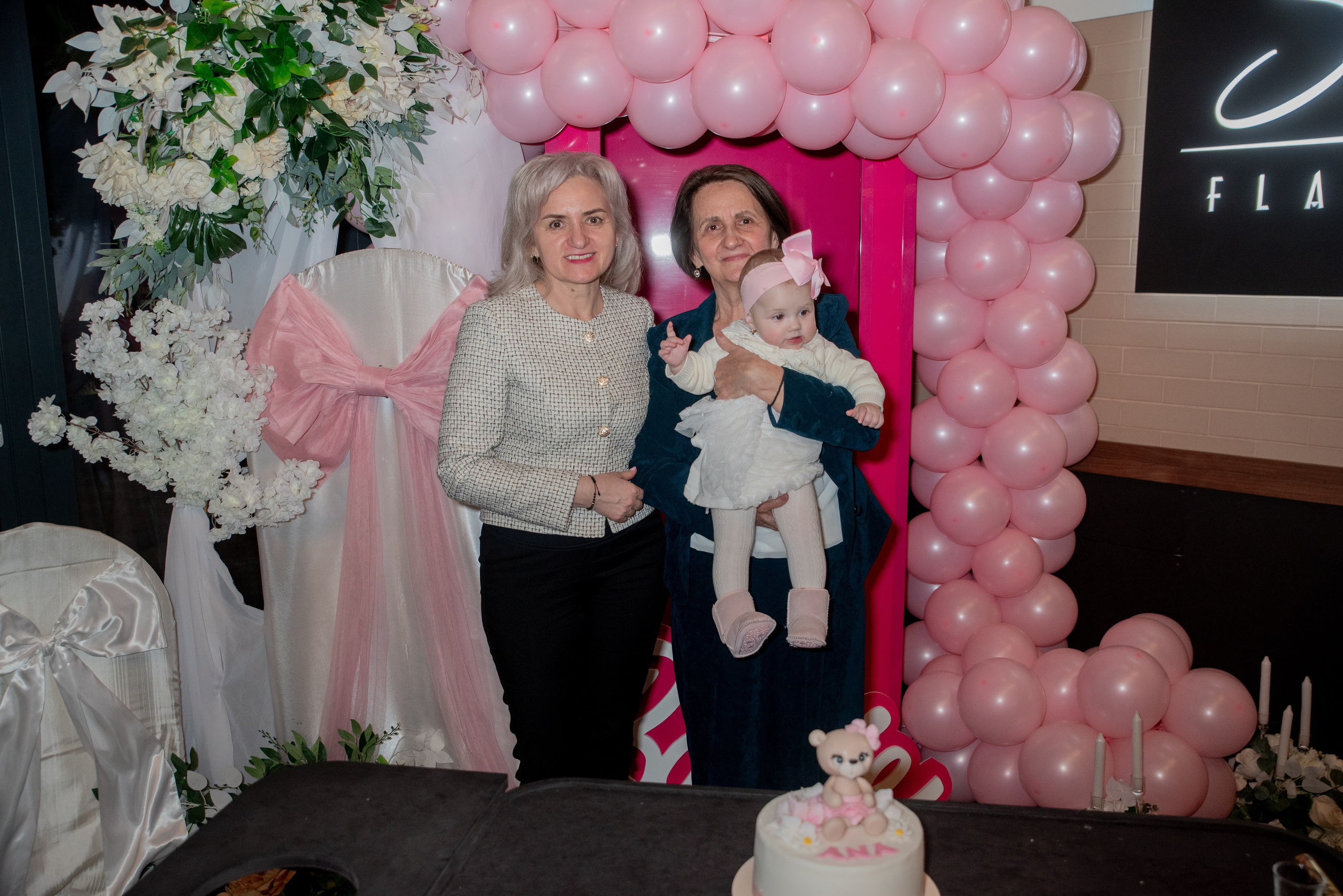 Ana Ionascu. Neagoe Studio — Fotograf Nuntă & Evenimente