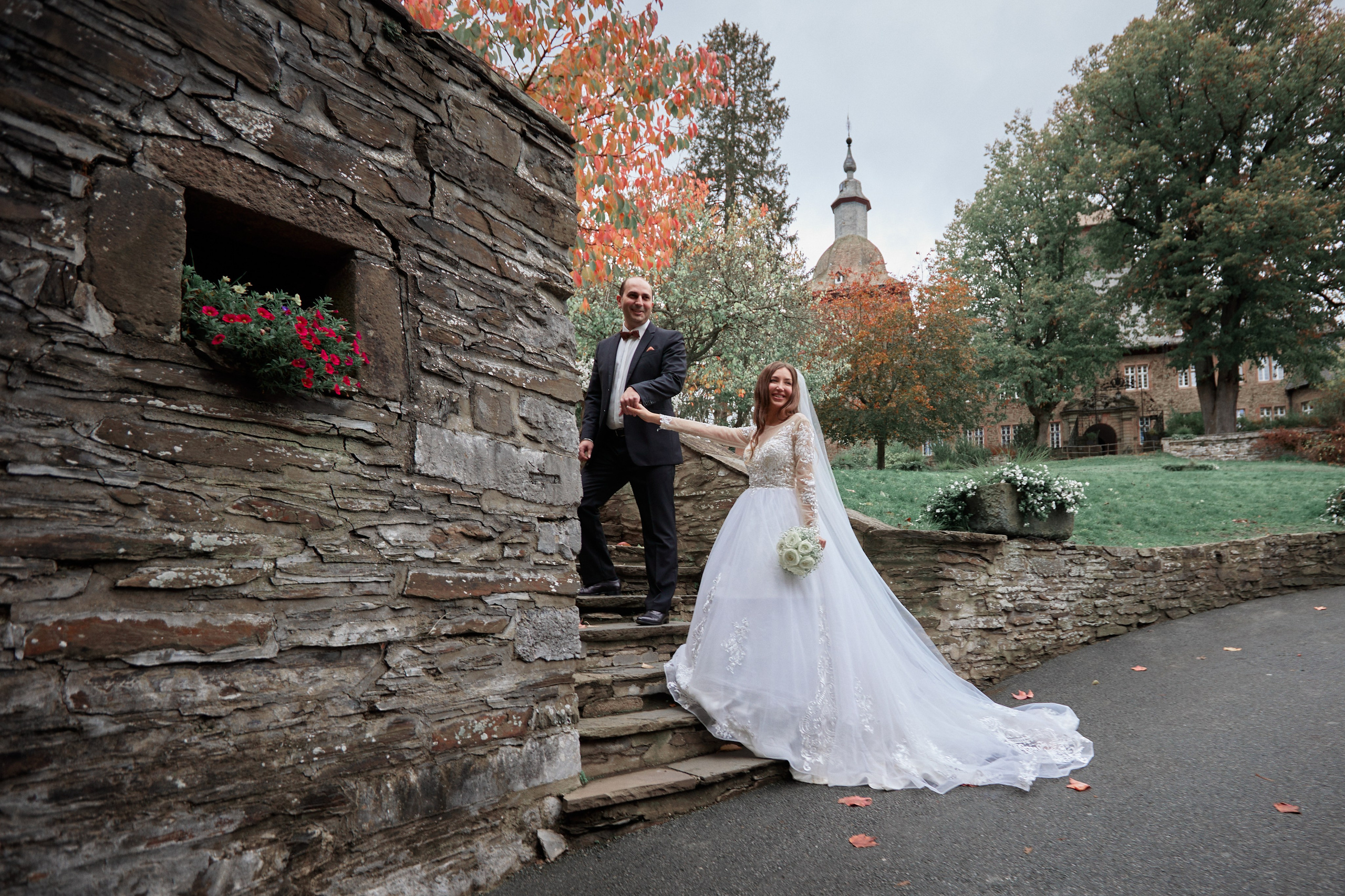 Hochzeitsfotos aus Düsseldorf. Hochzeitsfotograf und Hochzeitsvideograf aus Hamburg | Roka21Film