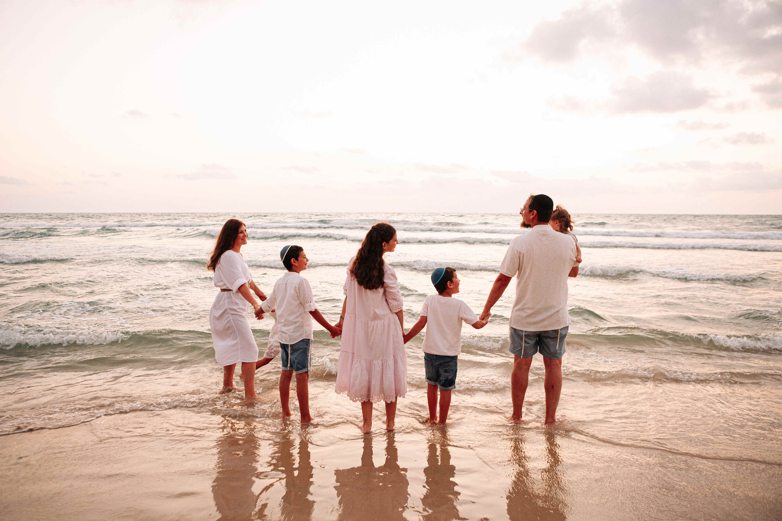 SEA PHOTOSESSION IN NETANYA. Https://shi-photo.com/