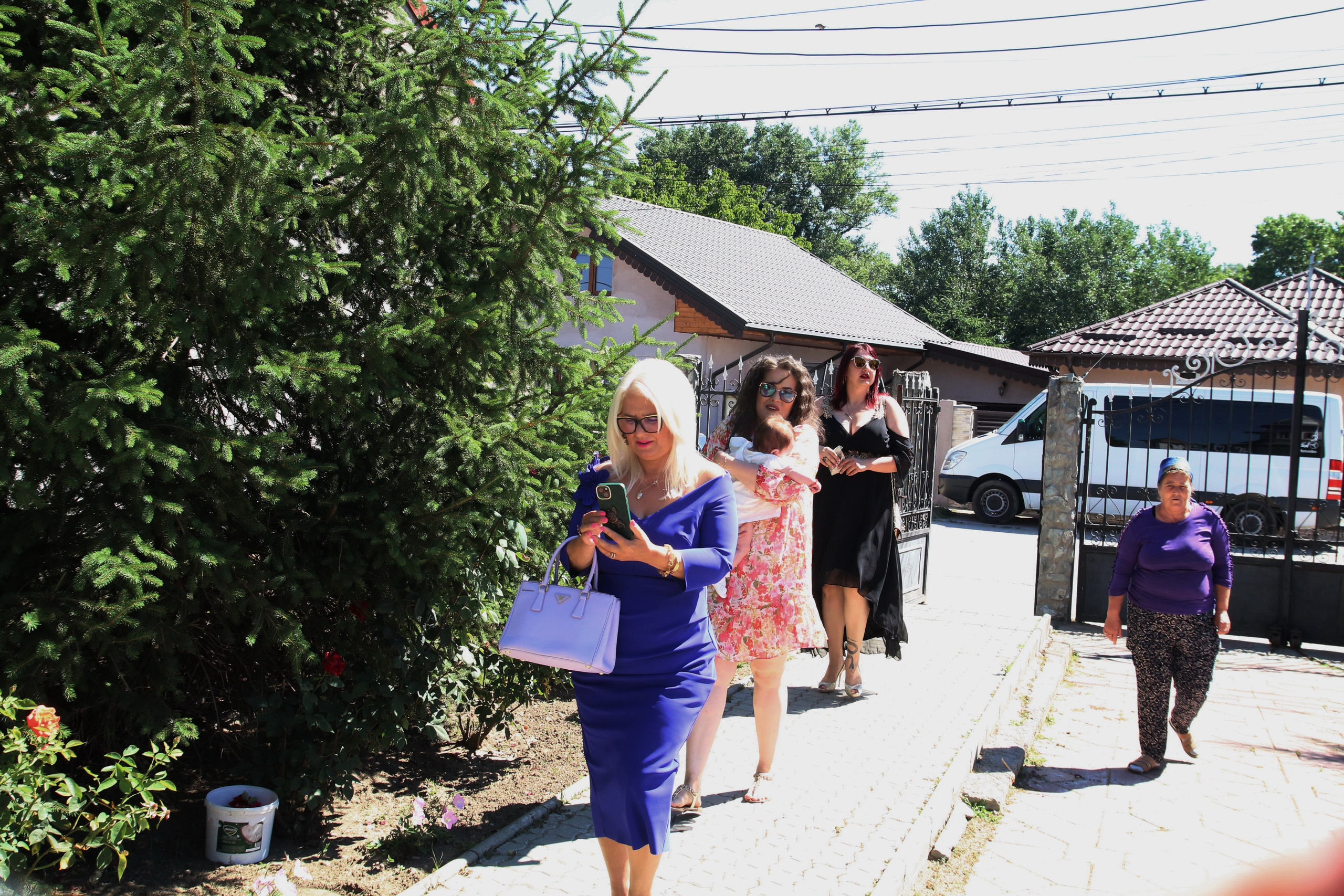 BYZO MEDIA. PETRU BYZO - family and children photographer in ROMANIA