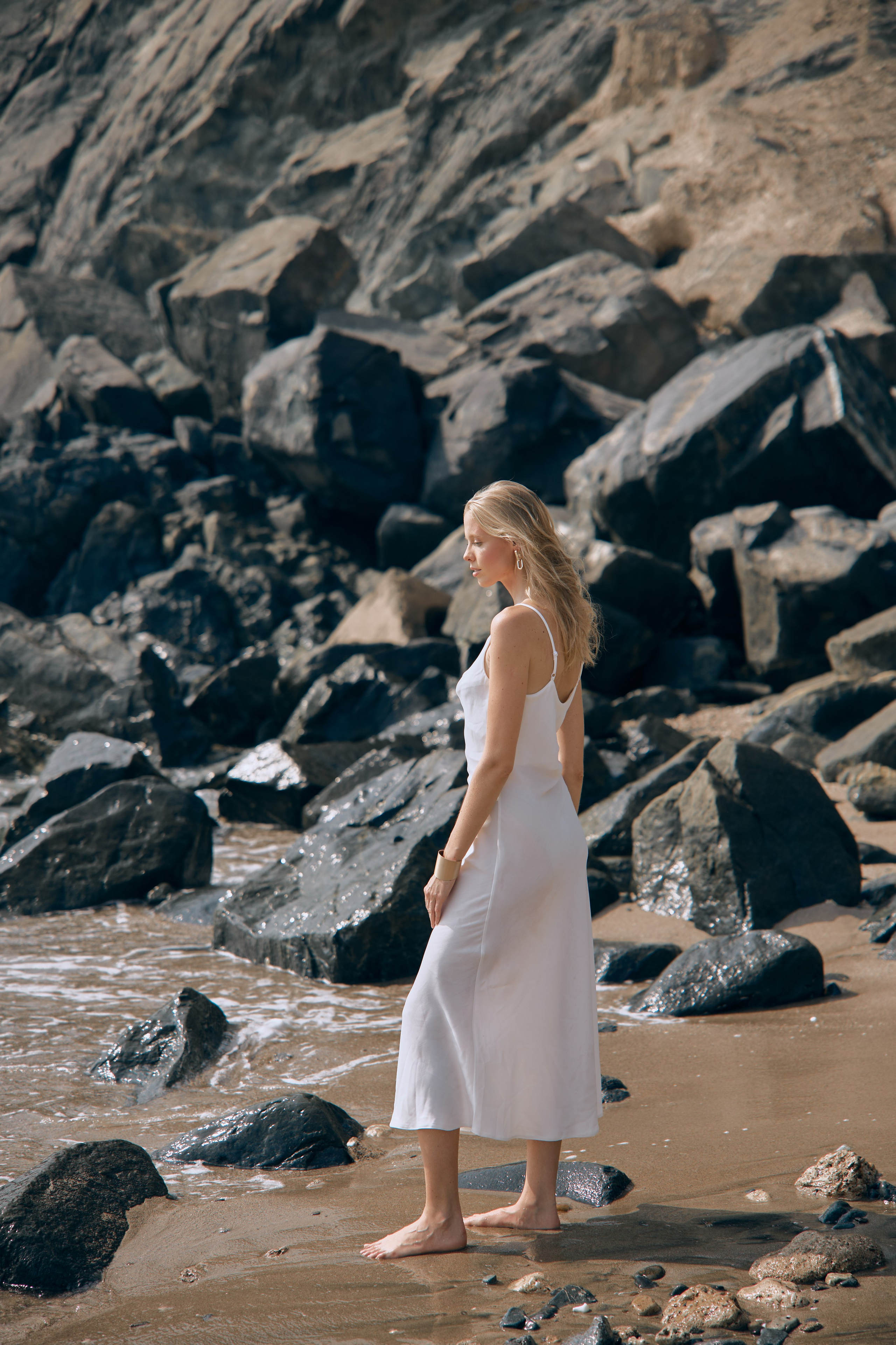 NEXT TO THE OCEAN. Female Photographer in Dubai