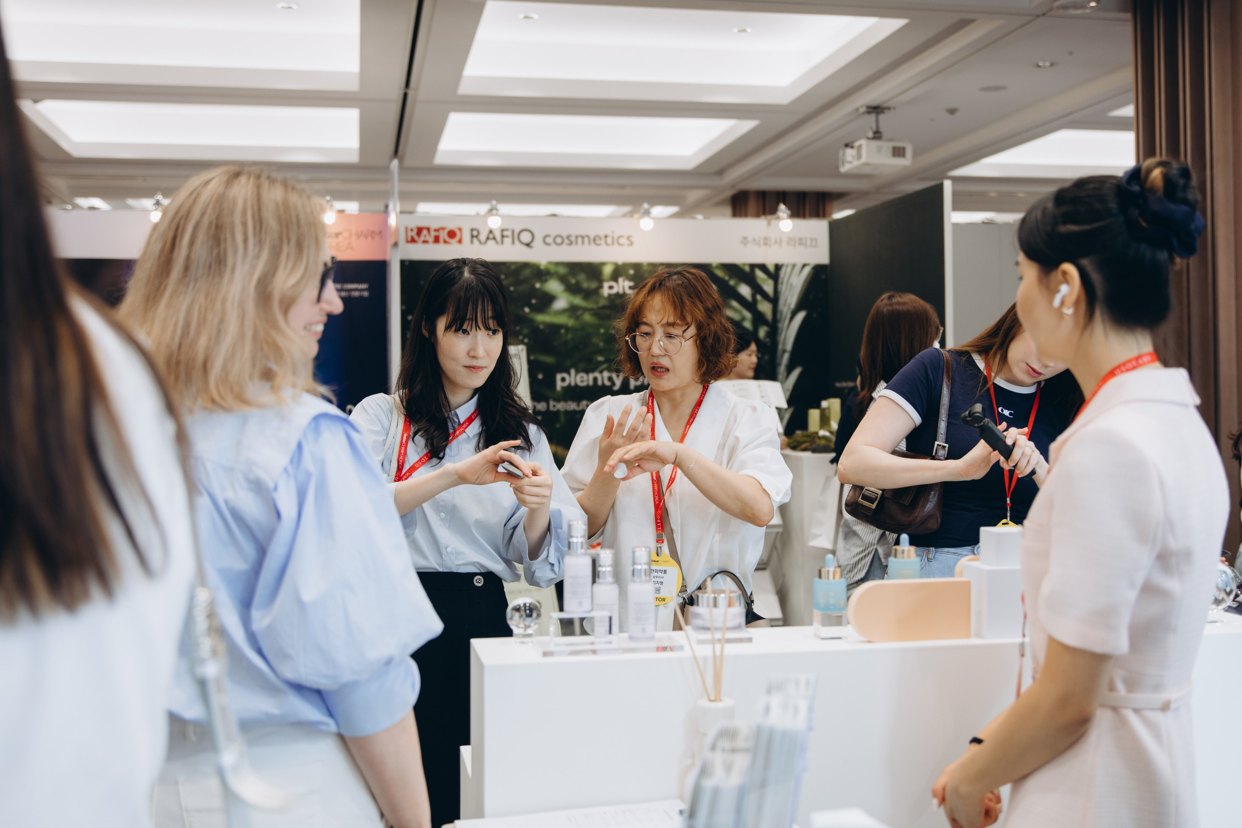 Inter charm Korea 2024 (ELSYM8). Portrait photographer in South Korea Olga Lian