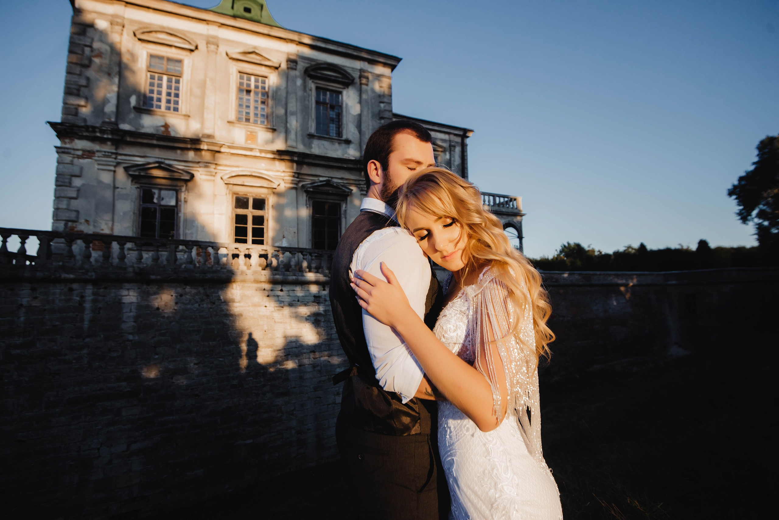 Підгорецький замок Віталій та Марічка. Весільний та портретний фотограф Кизим Арсен