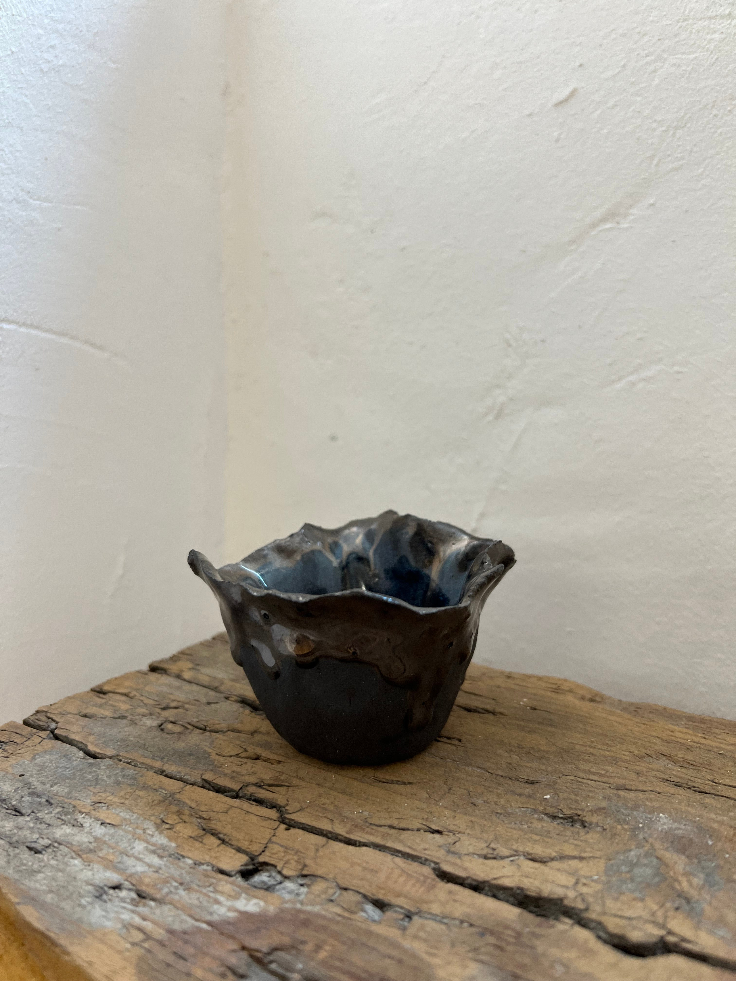 Bowl “Explosion”. ReefCeramics, based in Nicosia, is a creative hub where handcrafted ce