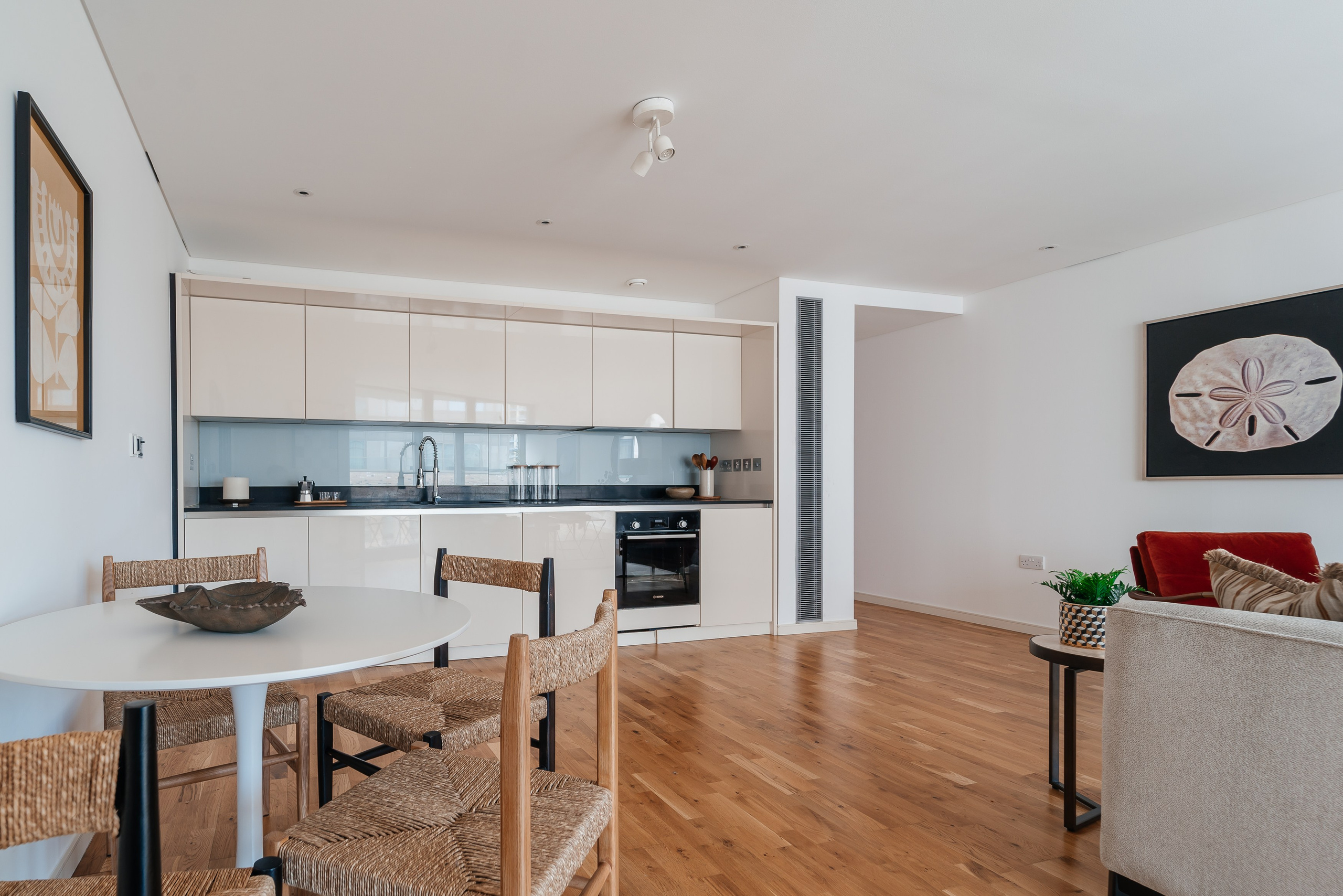 Photography of a 2 bedroom flat. Photographer in England Ekaterina Romanova