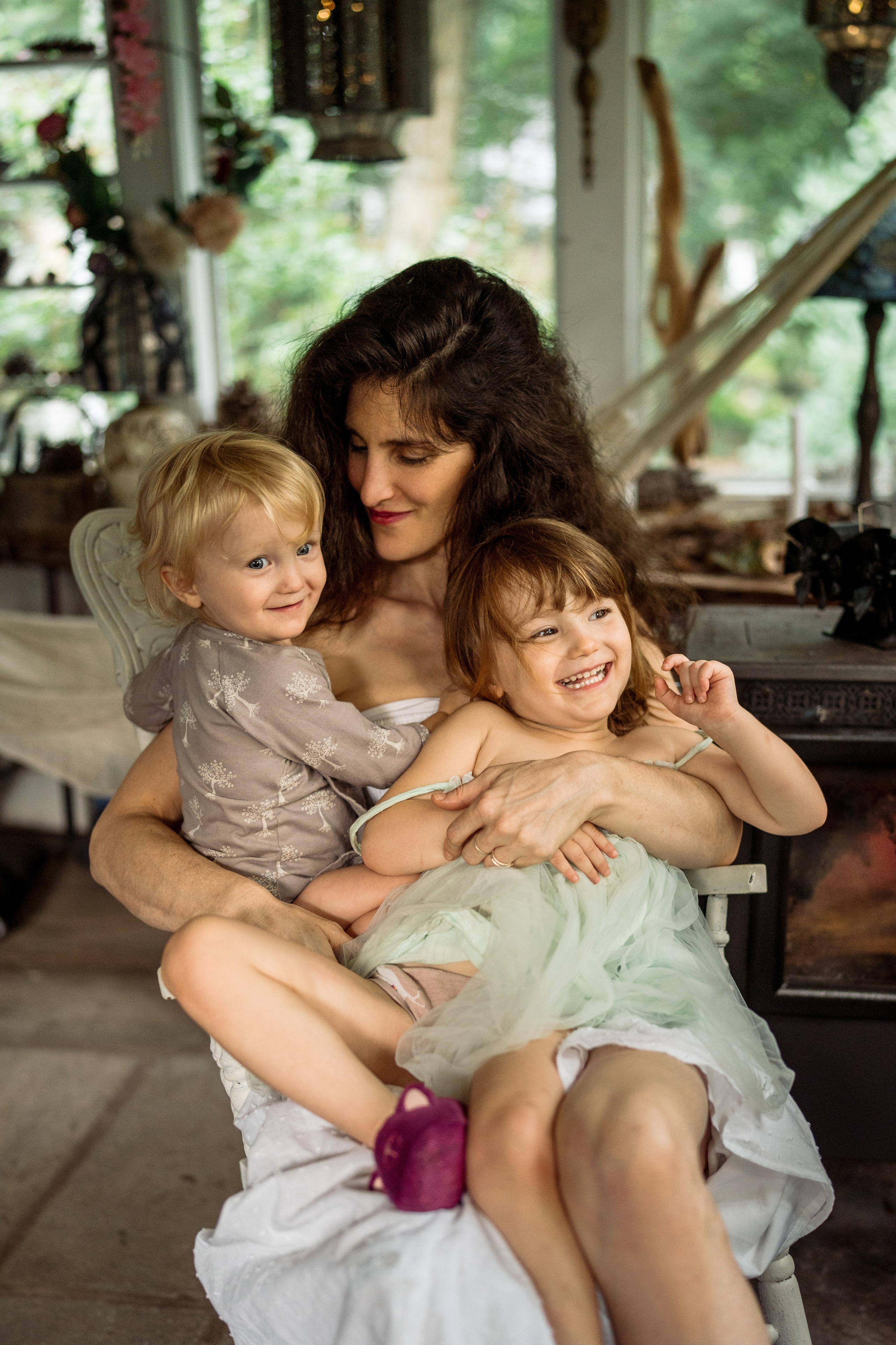 Avigail, Maya, Ben. At home. Wedding and family photographer and videographer PA, NJ, NY, DE, MD