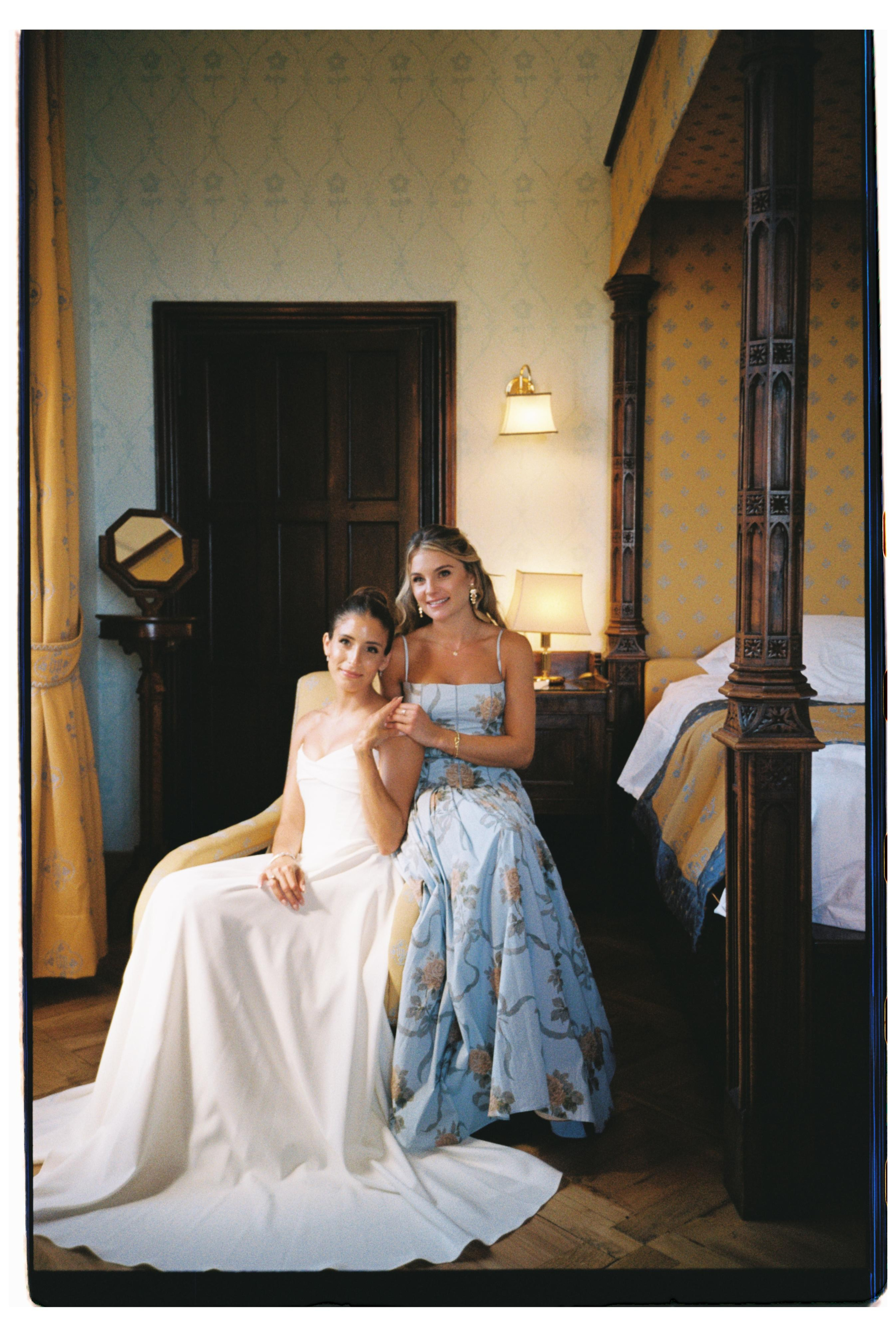 Wedding Photographer Lake Maggiore Como Italy. Wedding Photographer Rome Tuscany Como Sicily Puglia Amalfy Italy- Oksana Savenchuk