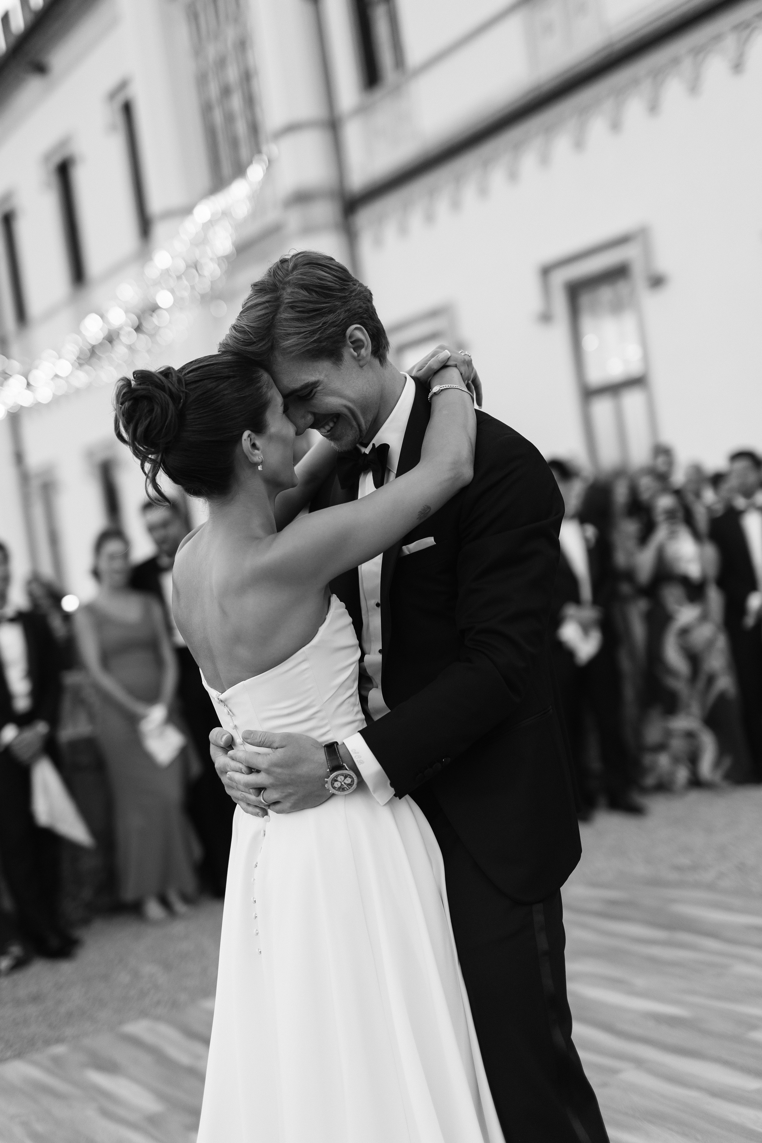 Wedding Photographer Lake Maggiore Como Italy. Wedding Photographer Rome Tuscany Como Sicily Puglia Amalfy Italy- Oksana Savenchuk