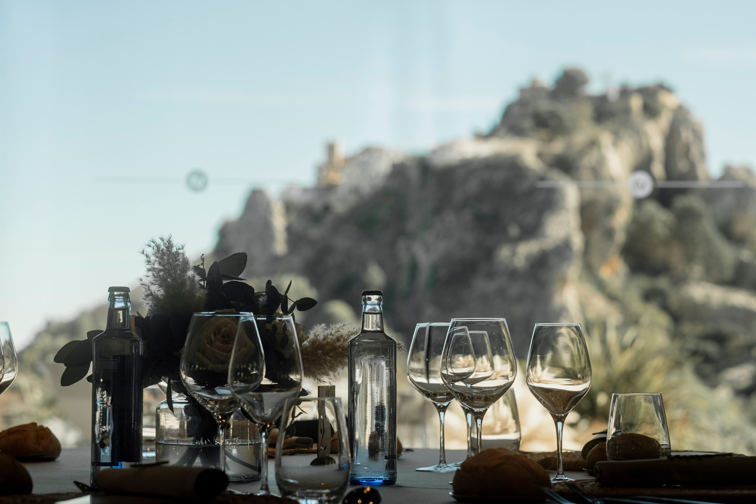 Dasha & Ister. Vivood Landscape. Paola fotógrafo / videografo de bodas en Barcelona