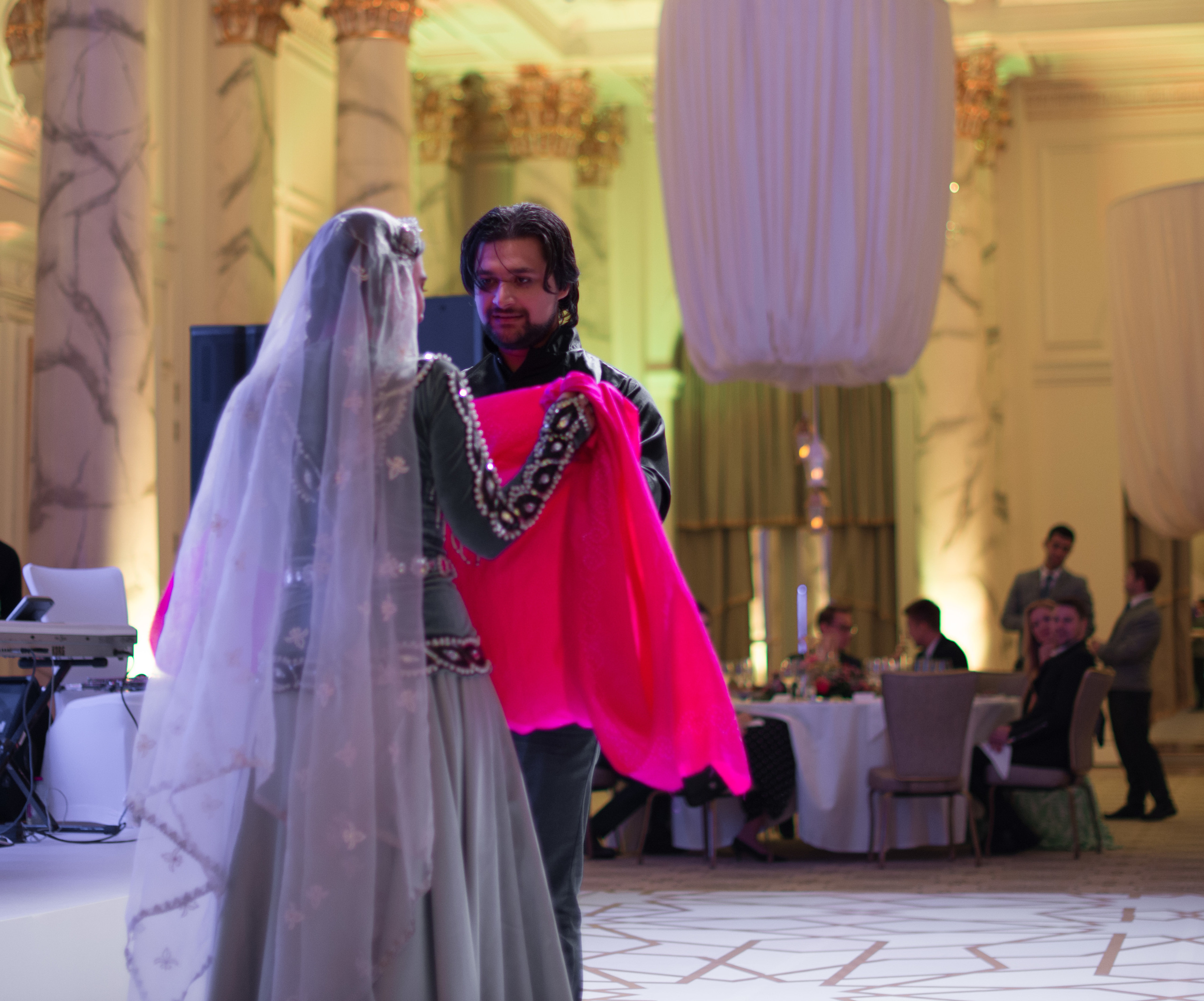 Arshin mal alan for Four Seasons. Наргиз Сулейманова - Фотограф в Азербайджане