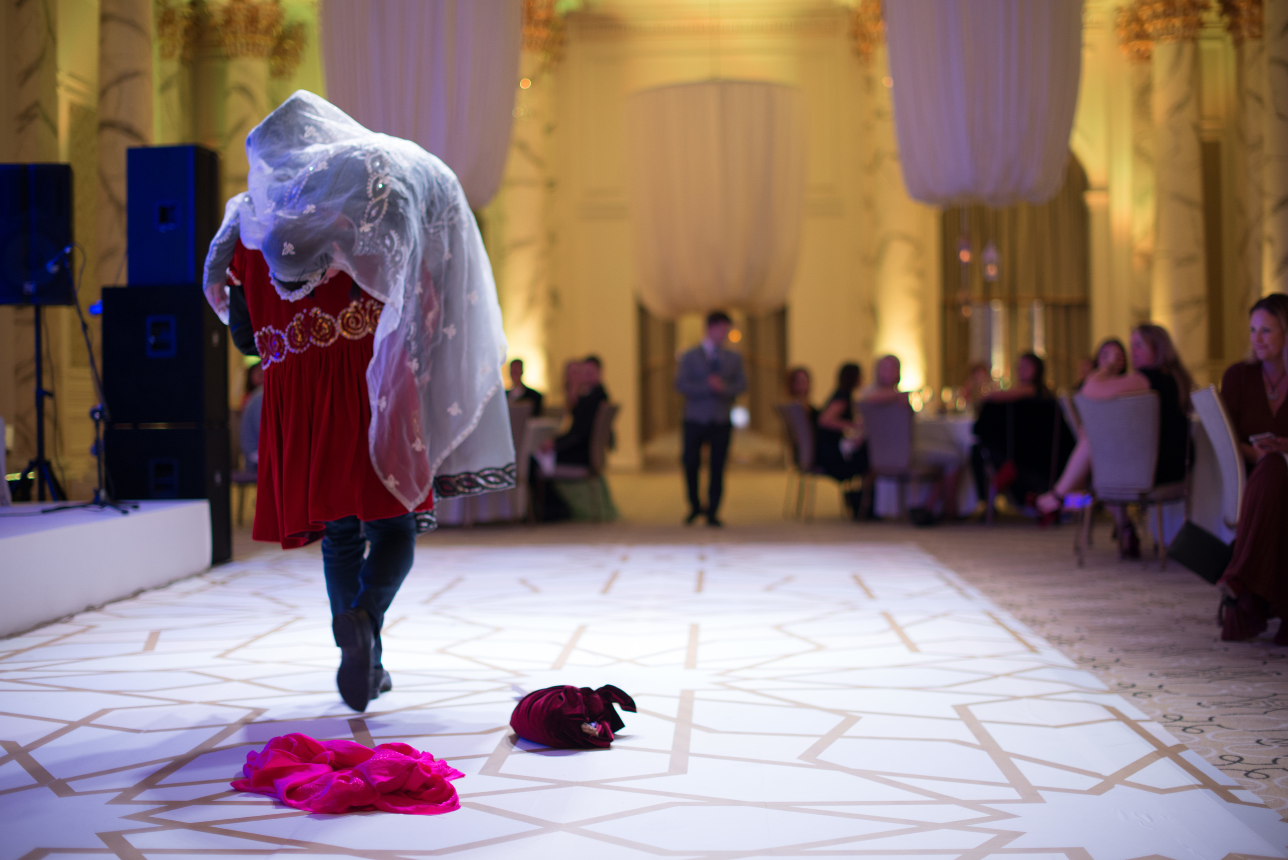 Arshin mal alan for Four Seasons. Наргиз Сулейманова - Фотограф в Азербайджане