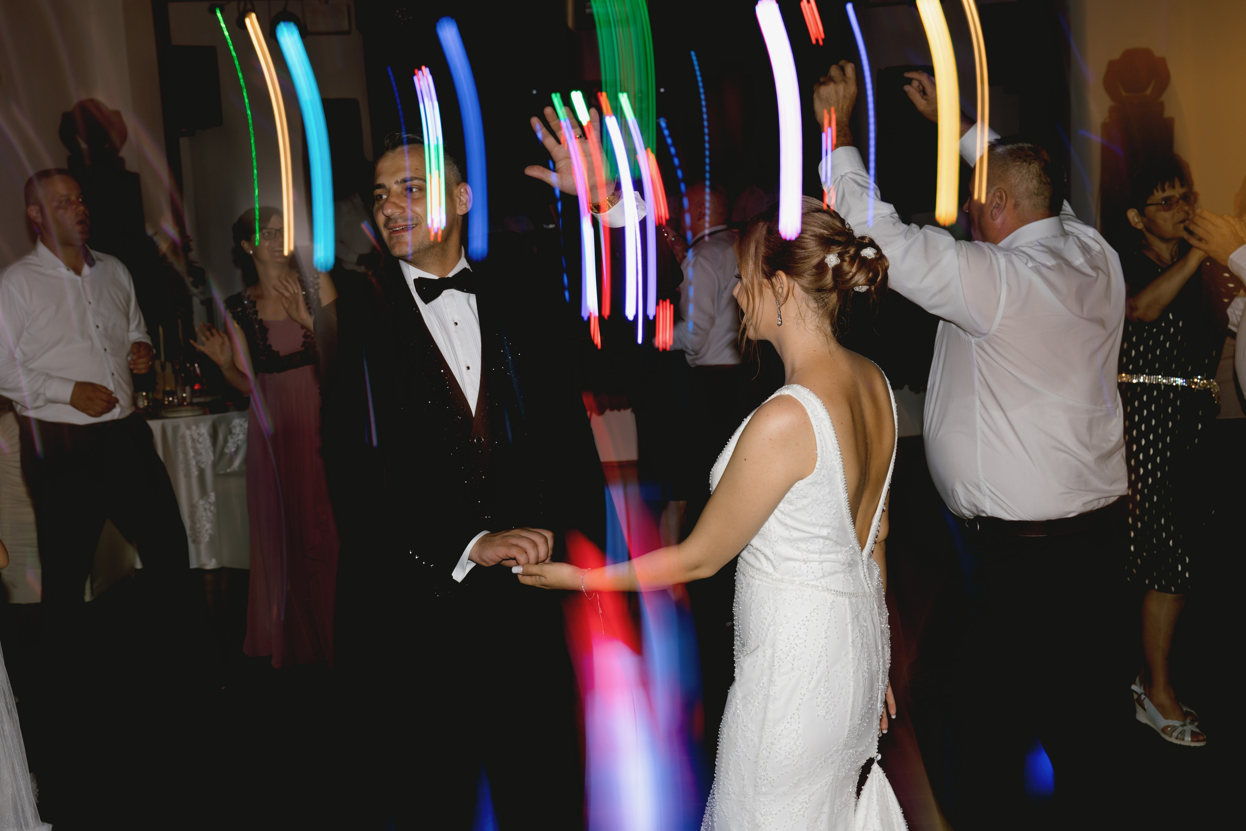 Kristine & Razvan - Rasnov. MDimaFotoStudio. Fotograf de nuntă, evenimente private și de familie