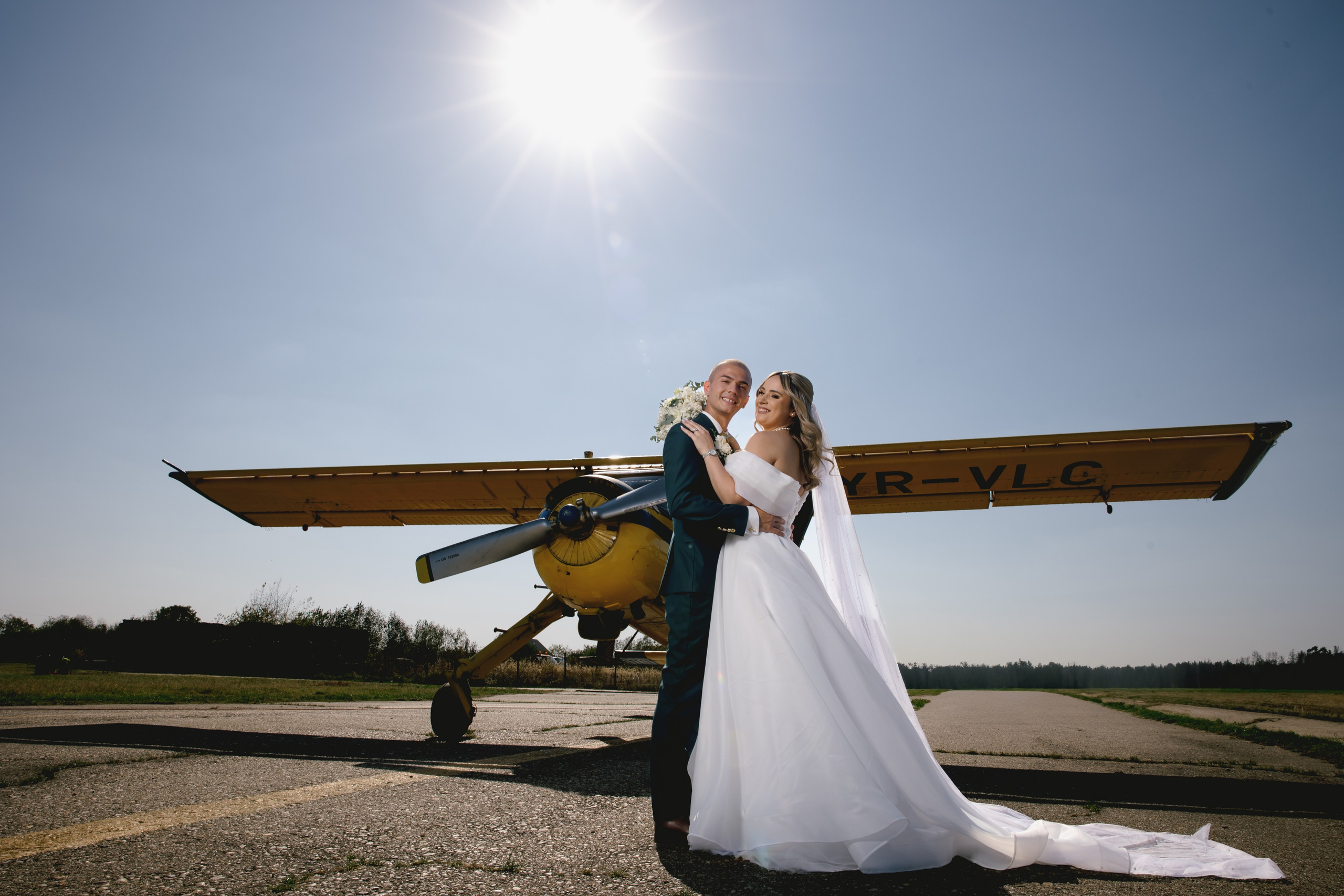 Bianca & Mihnea Pitesti. MDimaFotoStudio. Fotograf de nuntă, evenimente private și de familie