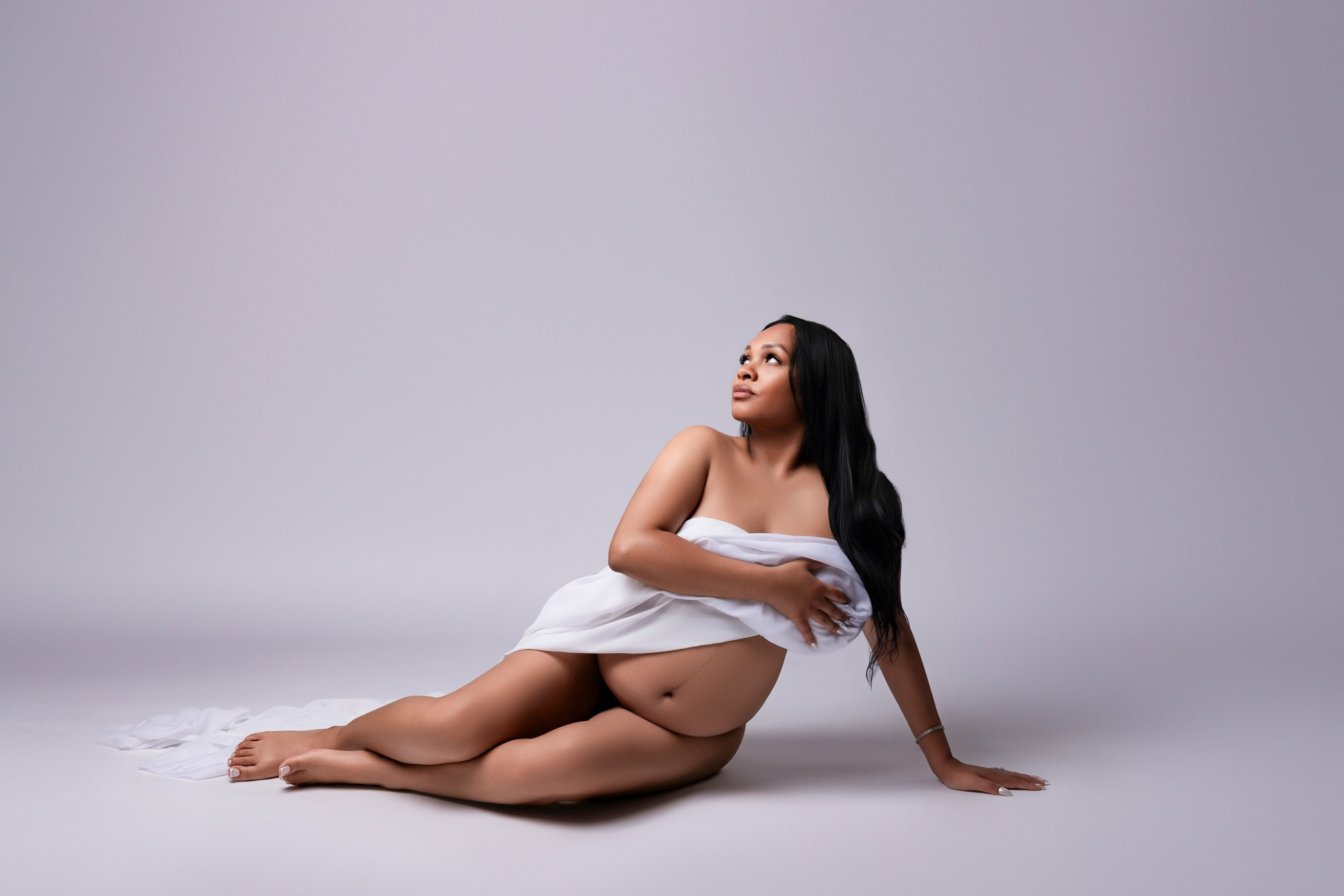 Kayli Maternity Photoshoot. Professional family, maternity & newborn photographer in North Charleston, SC, creating timeless portraits