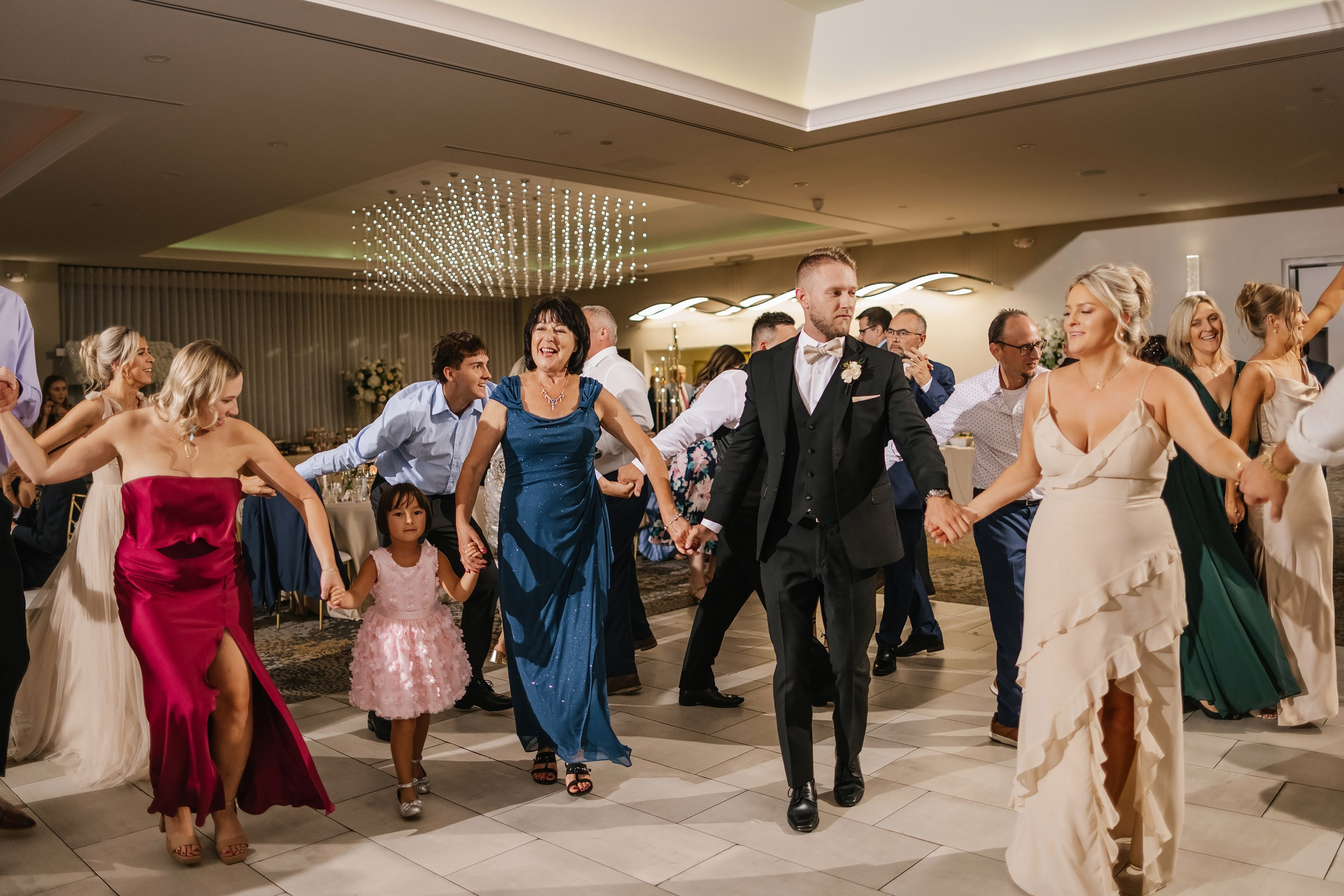 09.06.2025 Wedding. Wedding family event photographer in Chicago Nick Yushevich