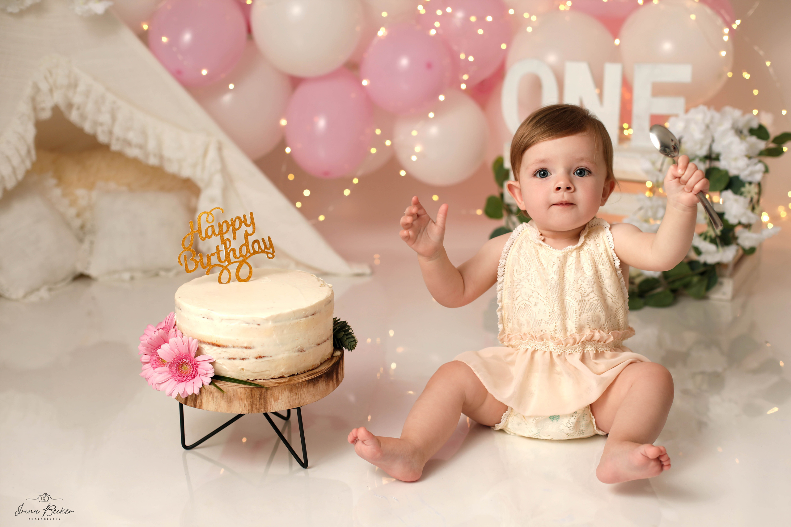 cake-smash ulm, cake-smash stuttgart, cake-smash metzingen, cake-smash, neu-ulm, cake-smash göppingen,  erste torte, erste geburtstag, baby shooting, babyfotografie ulm, geburtstags torte, 1 jähr shooting, erste torte ulm, erste torte stuttgart, erste torte metzingen, erste torte neu-ulm, babyfotografie neu-ulm, babyfotografie stuttgart, babyfotografie reutlingen, babyfotografie memmingen, babyfotografie günzburg, babyfotografie ravensburg, babyfotografie bodensee, babyfotografie tübingen, babyfotografie sigmaringen, Kindergeburstag ulm, Babyfotograf Ulm, Babyfotograf Ehingen, Babyfotograf Riedlingen, Babyfotograf Laupheim,Erste Geburtstag, Geburtstagskind