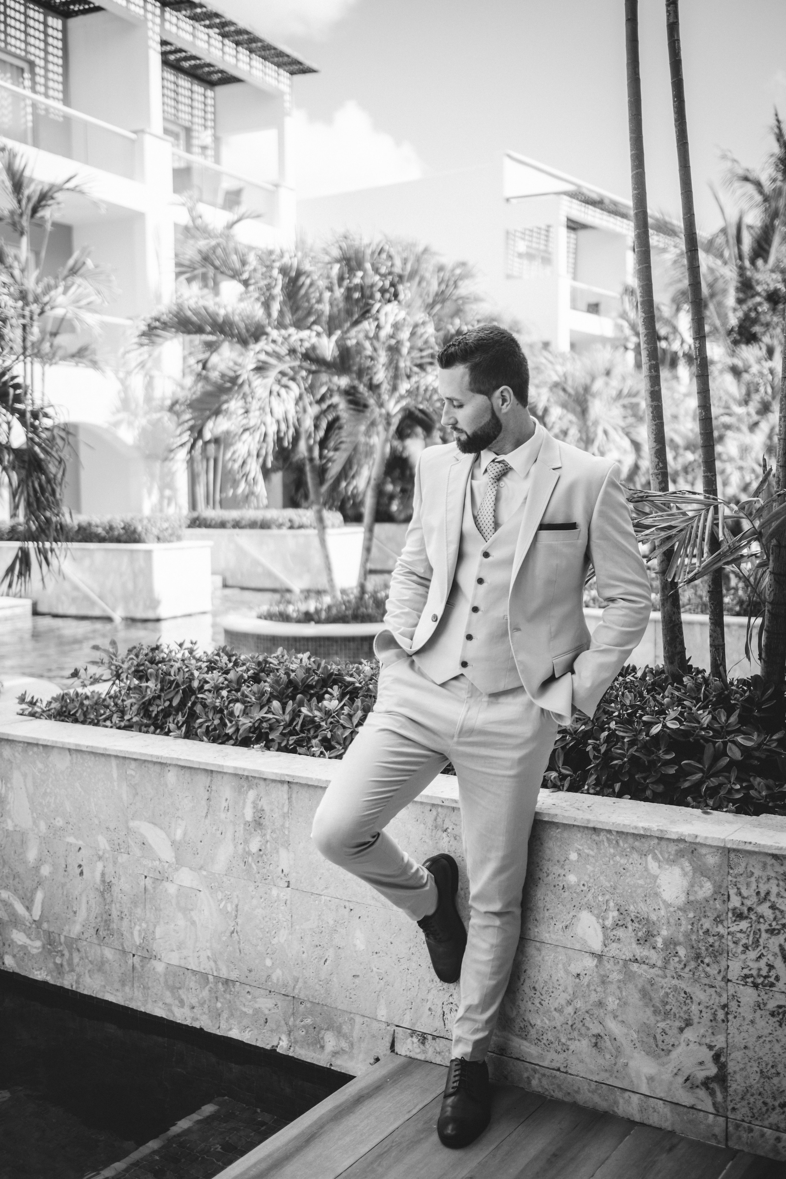 Wedding photographer and filmmaker in Dominican Republic Viktor Matiiv