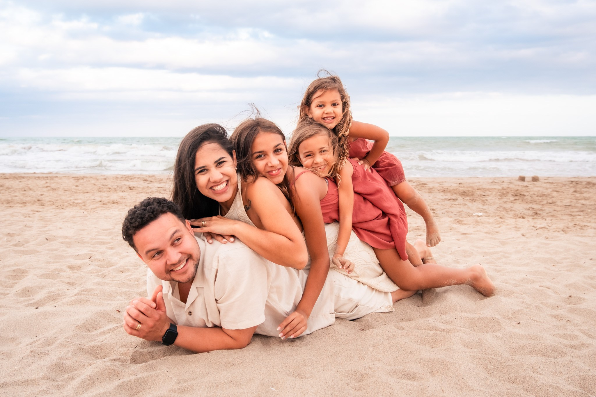 Momentos en familia junto al mar. Профессиональная фотосъемка в Калафелле — Елена Медведева