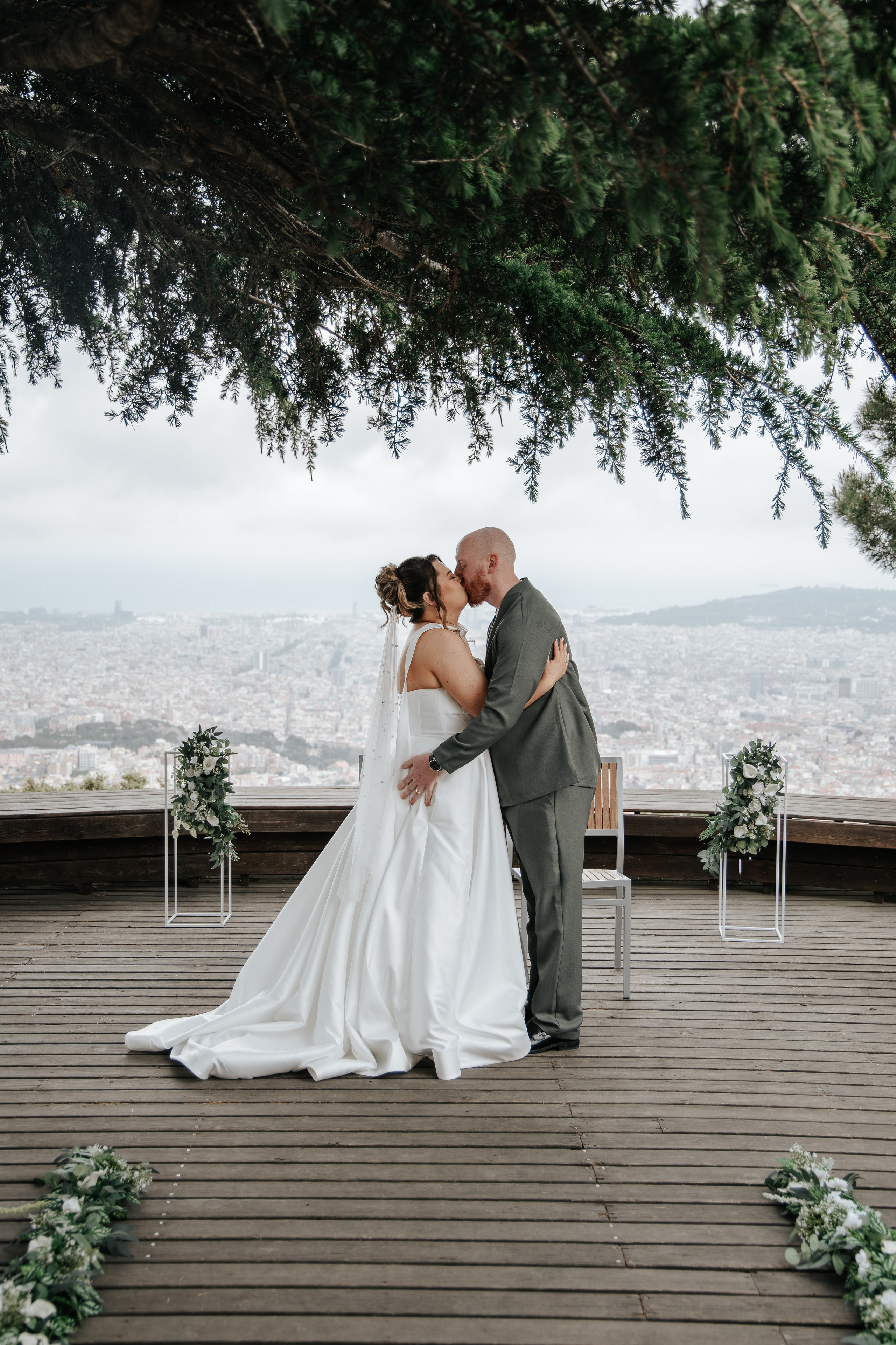 Sophie & Corey, 02/05/2026, Observatorio de Fabra, Barcelona. Fotógrafa de bodas en Girona, Costa Brava | Wedding Photographer Evgenia Gruntovaya